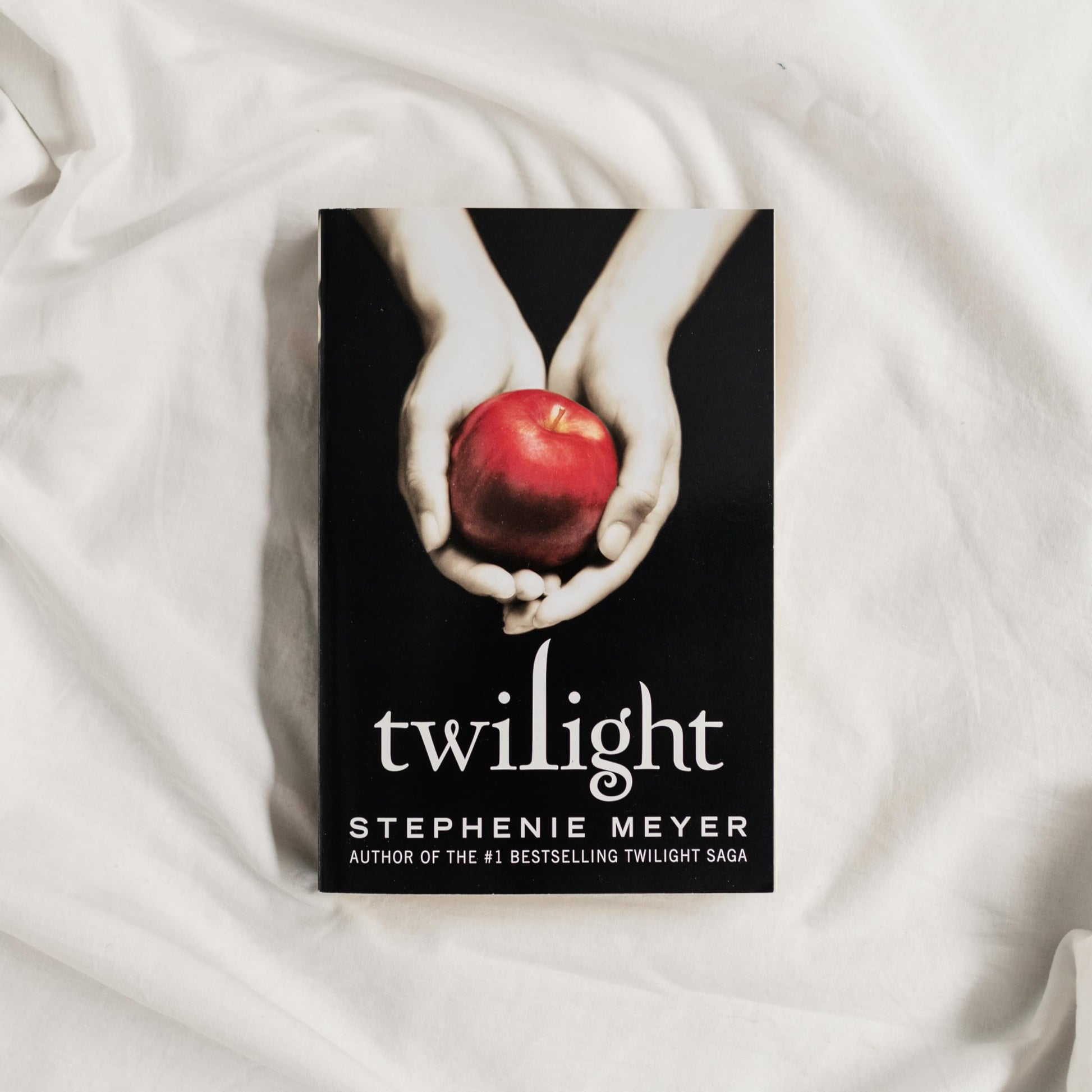 Twilight (The Twilight Saga, 1)