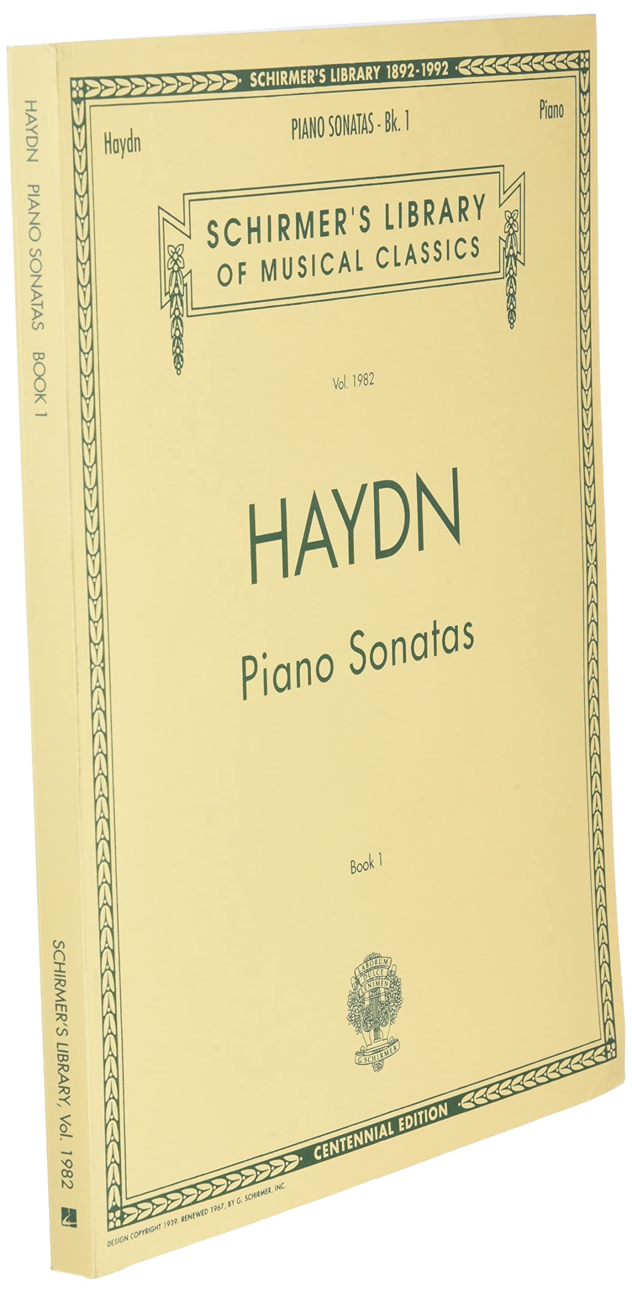 Piano Sonatas - Book 1: Schirmer Library of Classics Volume 1982 Piano Solo (Schirmer's Library of Musical Classics)