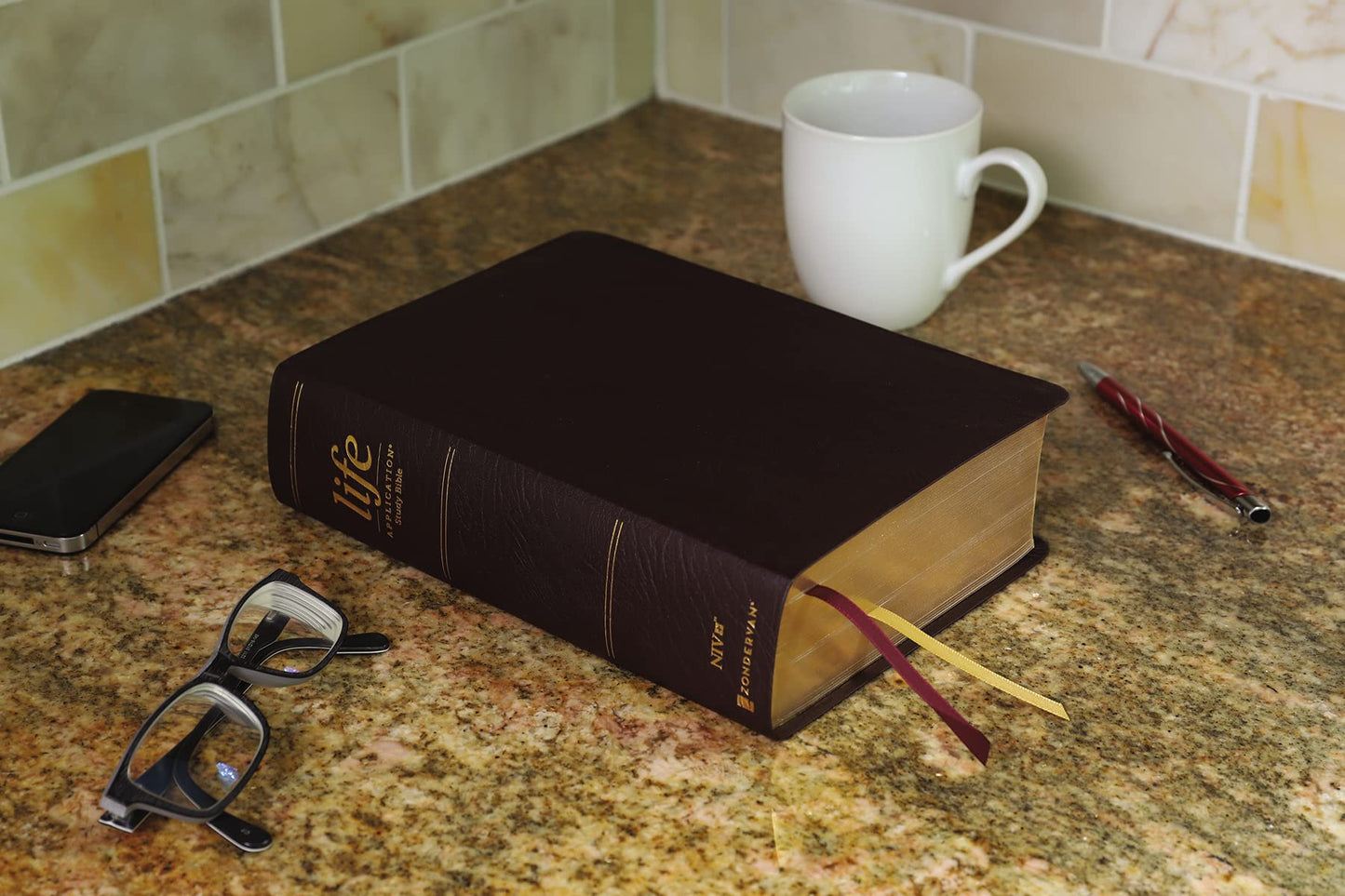 NIV, Life Application Study Bible, Third Edition, Large Print, Bonded Leather, Burgundy, Red Letter