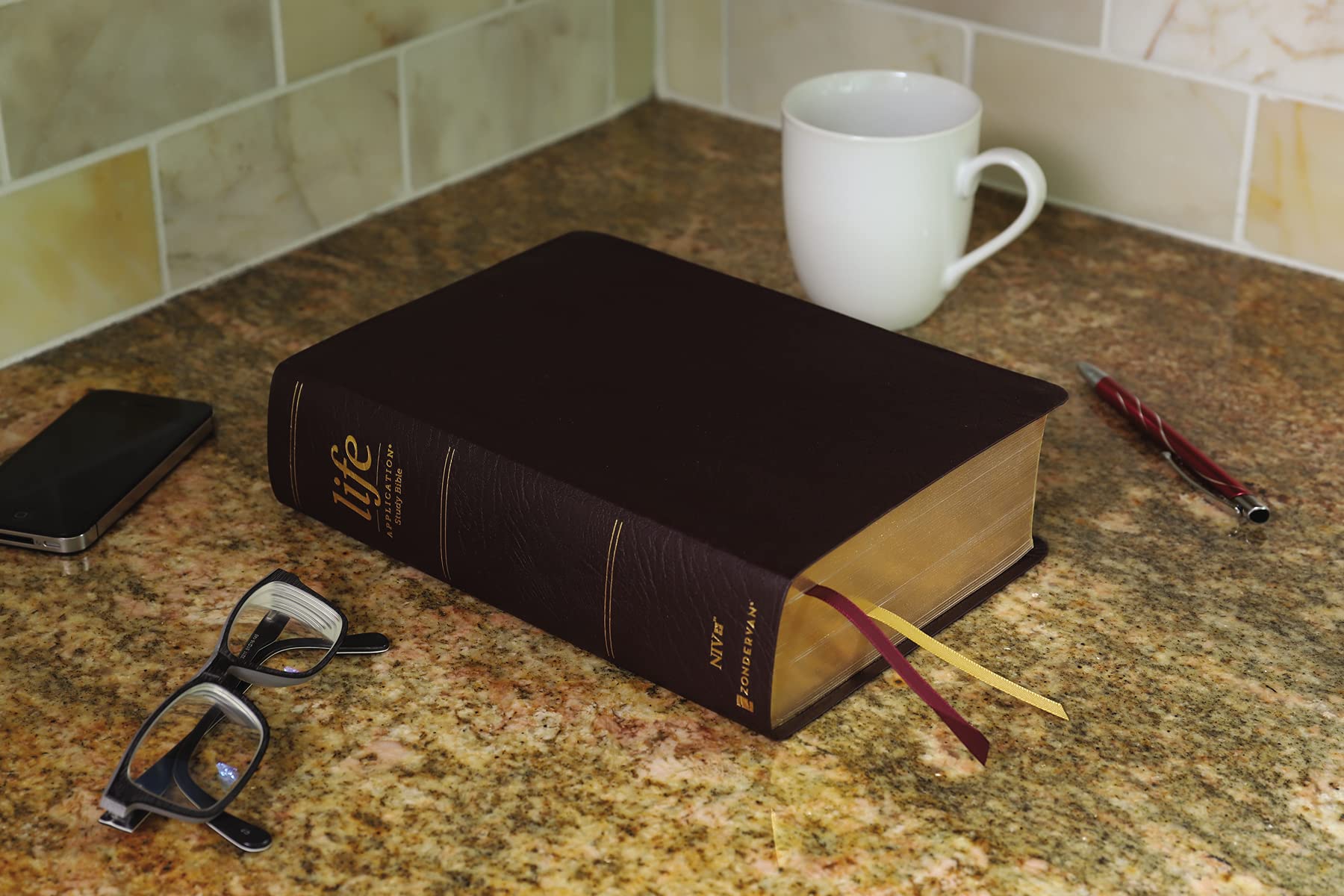 NIV, Life Application Study Bible, Third Edition, Large Print, Bonded Leather, Burgundy, Red Letter