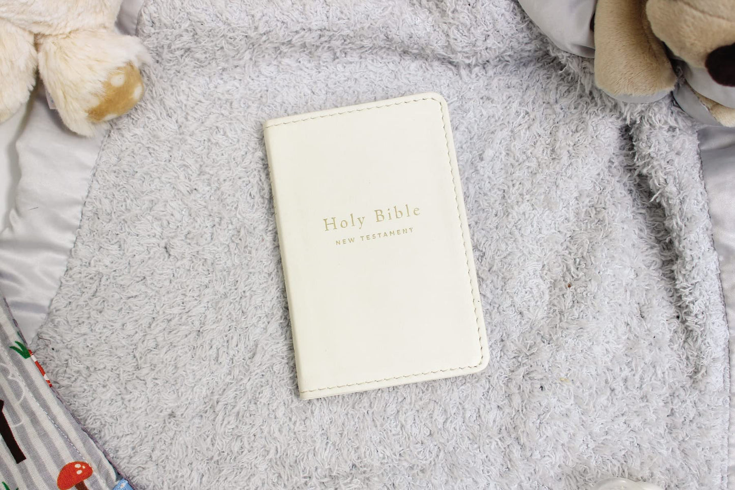 NIV, Tiny Testament Bible, New Testament, Leathersoft, White, Comfort Print