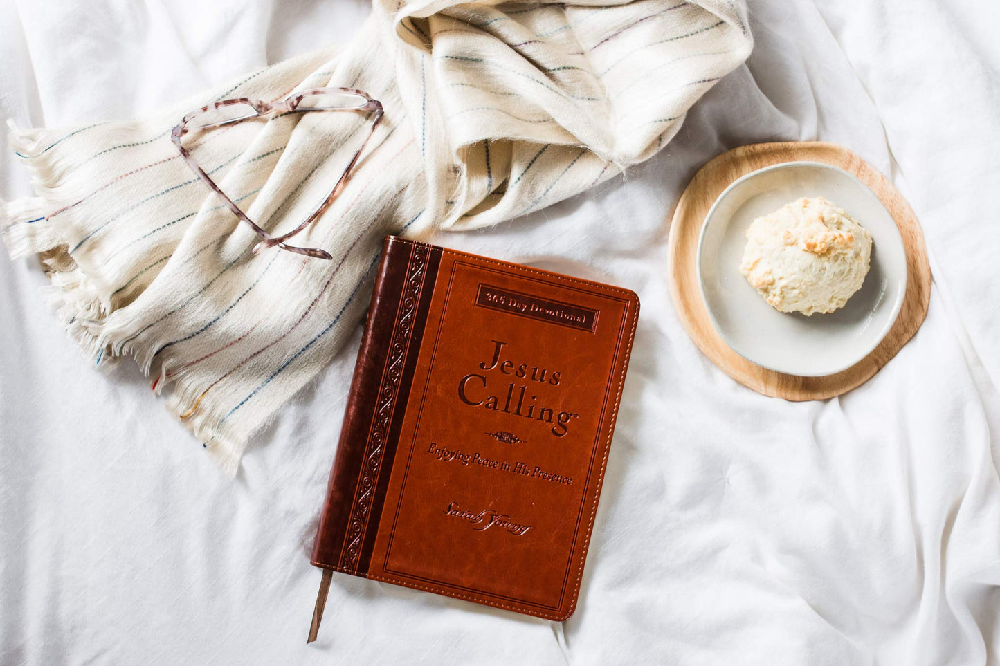Jesus Calling, Large Text Brown Leathersoft, with full Scrip