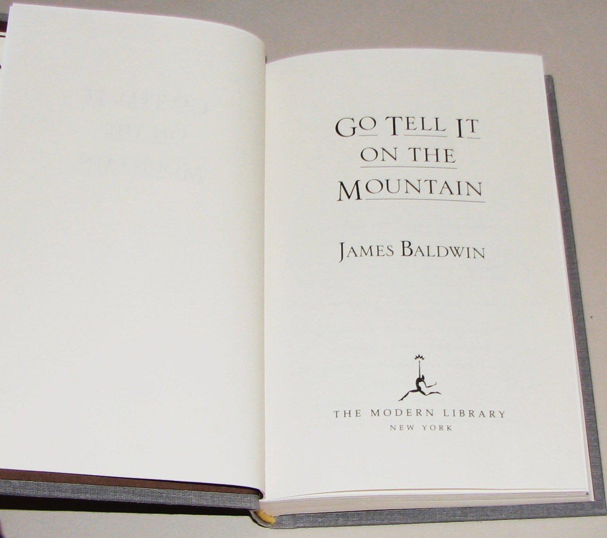 Go Tell It on the Mountain (Modern Library)