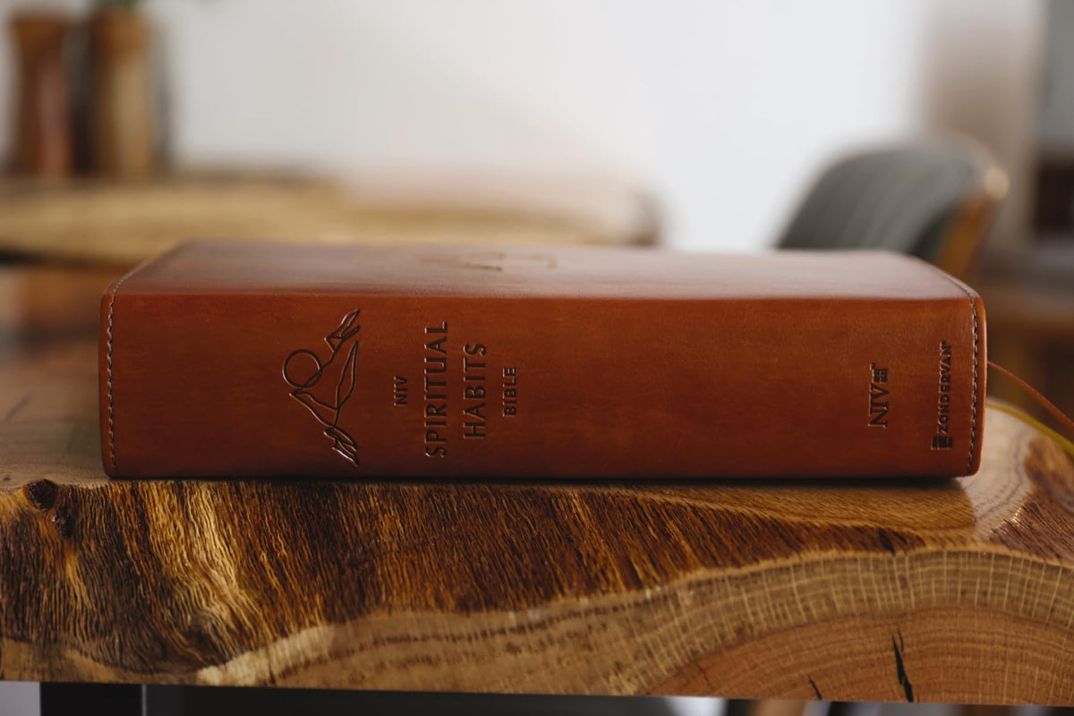 NIV, Spiritual Habits Bible, Leathersoft, Tan, Red Letter, Comfort Print: Learn to Live a Gospel-Centered Life