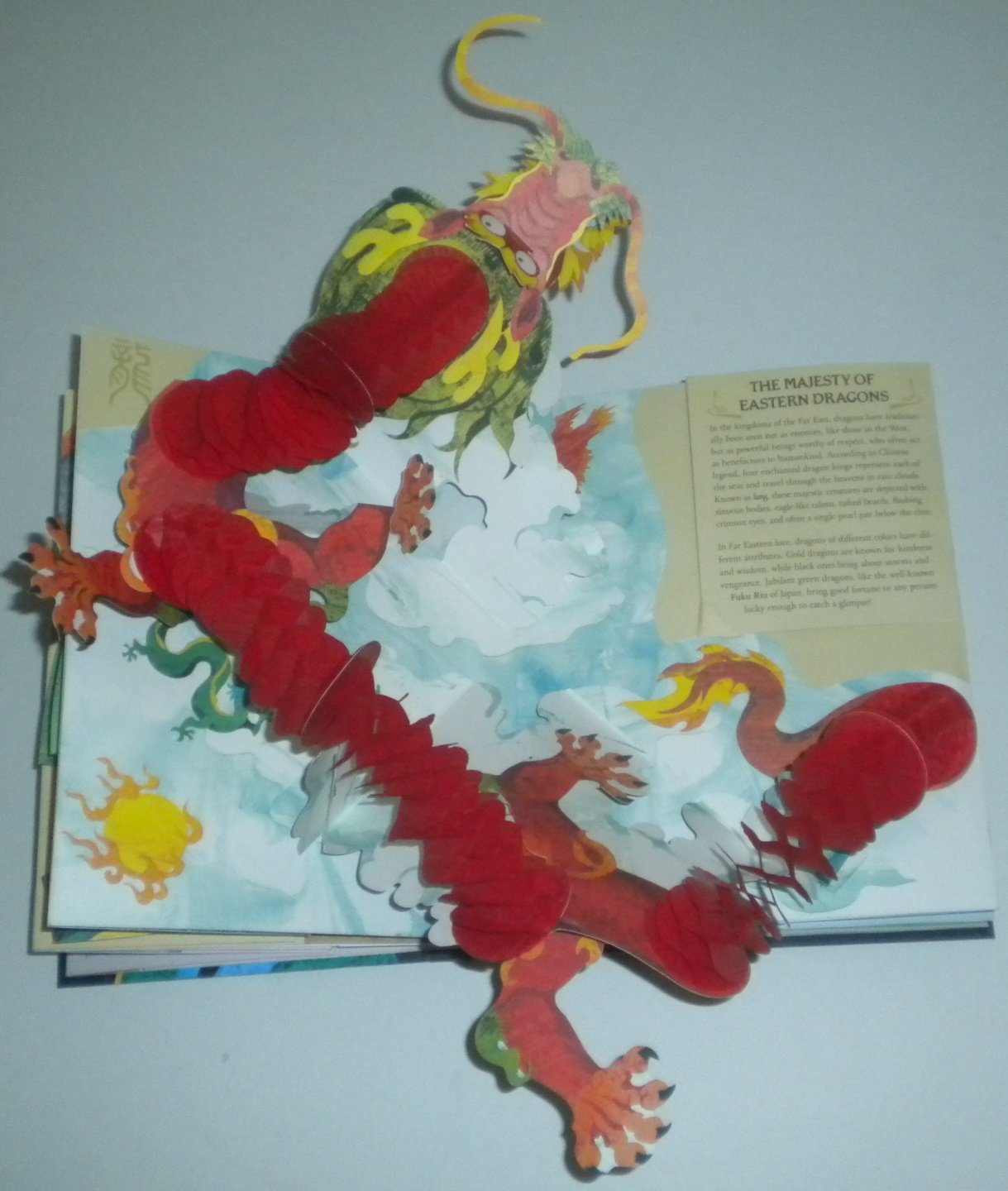 Encyclopedia Mythologica: Dragons and Monsters Pop-Up (Rei)