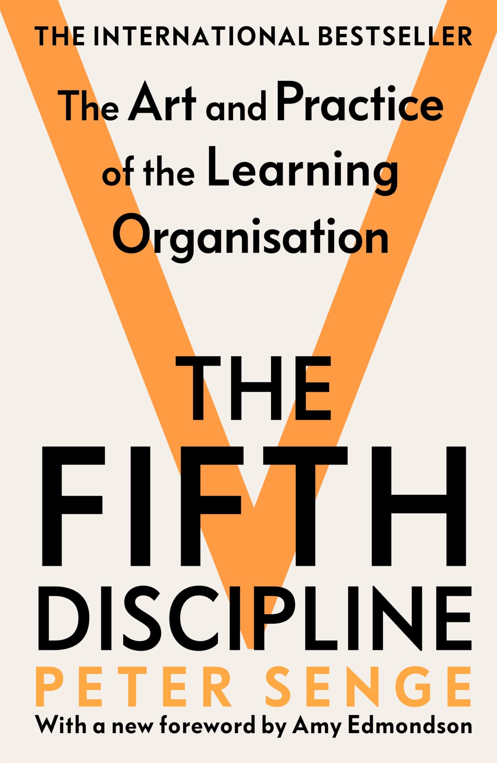 The Fifth Discipline [Paperback] [Jan 01, 2006] Peter M. Senge