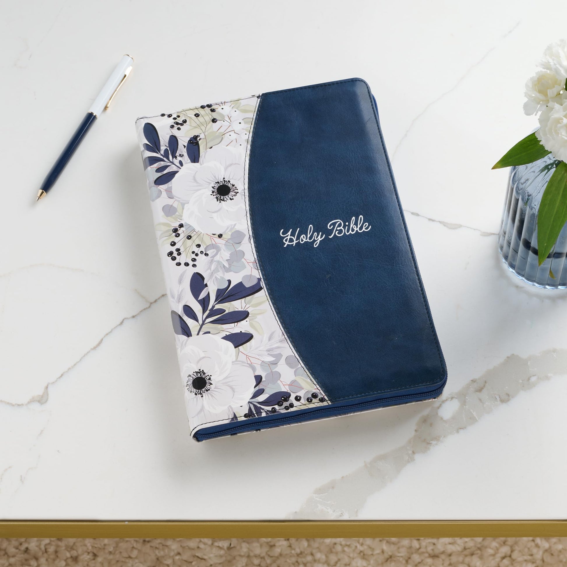 KJV Holy Bible, Thinline Large Print Faux Leather Red Letter Edition Thumb Index Ribbon Marker, King James Version, Blue Printed Floral, Zipper Closure (KJV Thinline LP Editions)