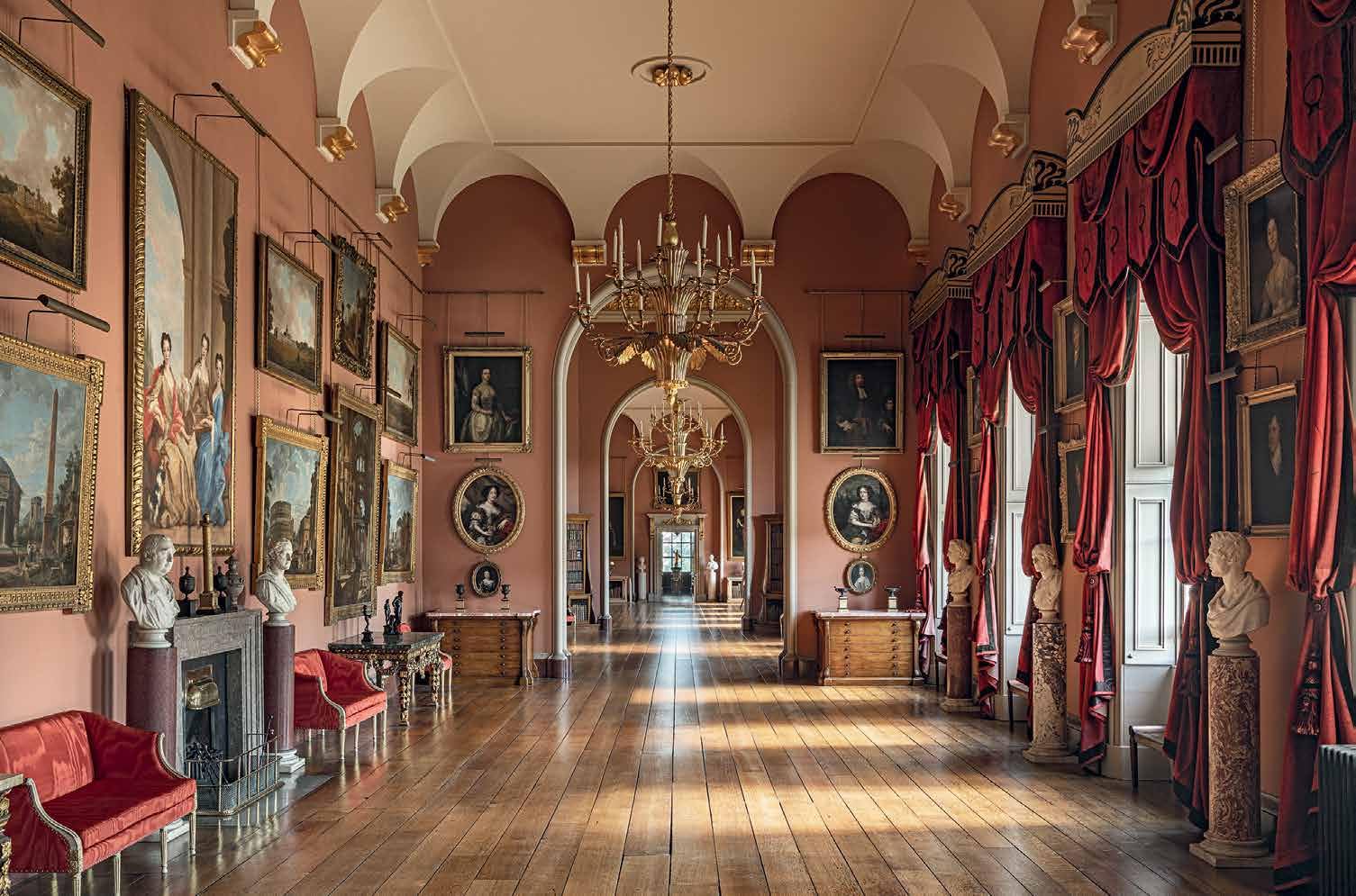 Castle Howard: A Grand Tour of England's Finest Country House