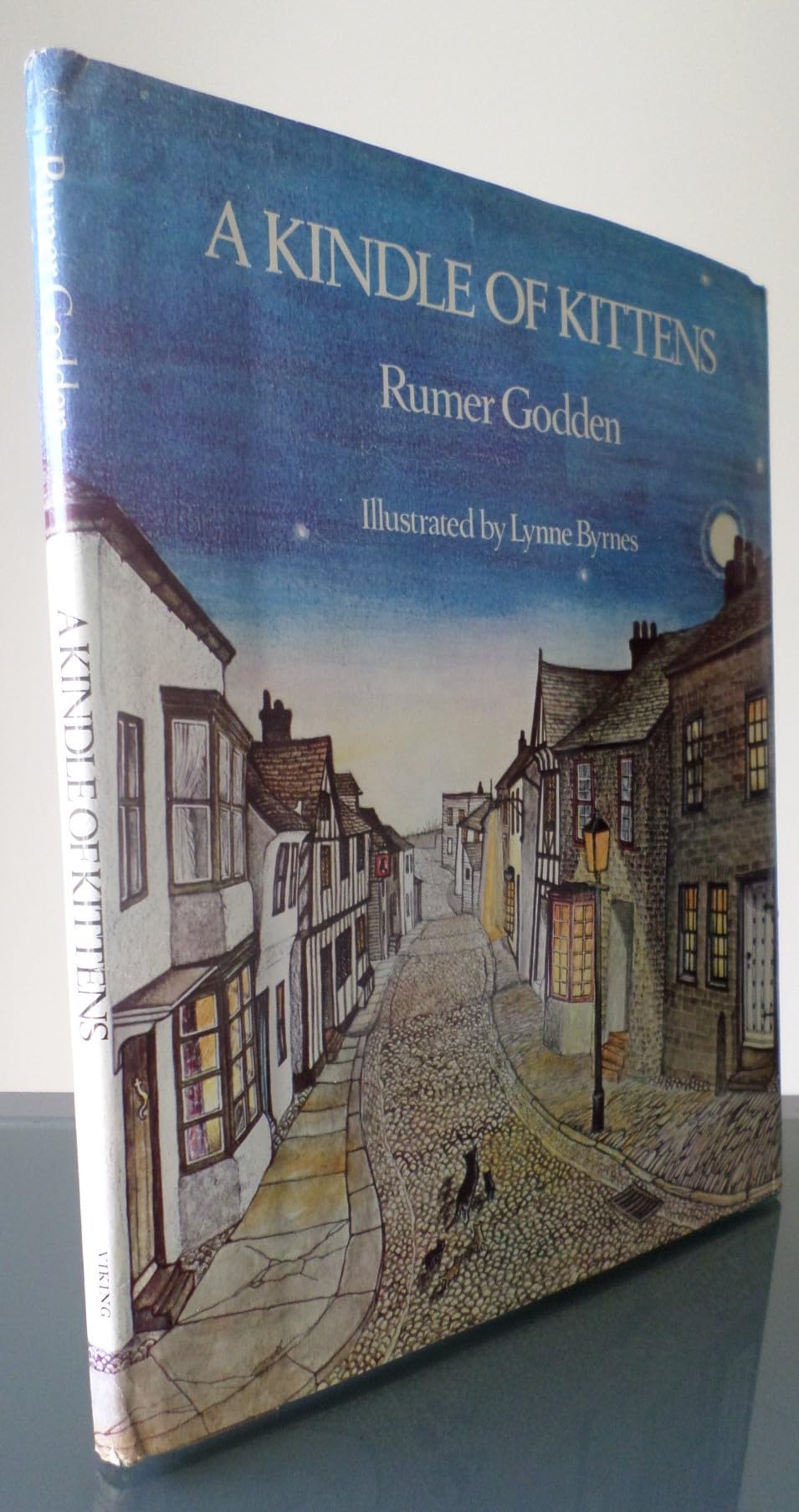 A Kindle of Kittens by Rumer Godden