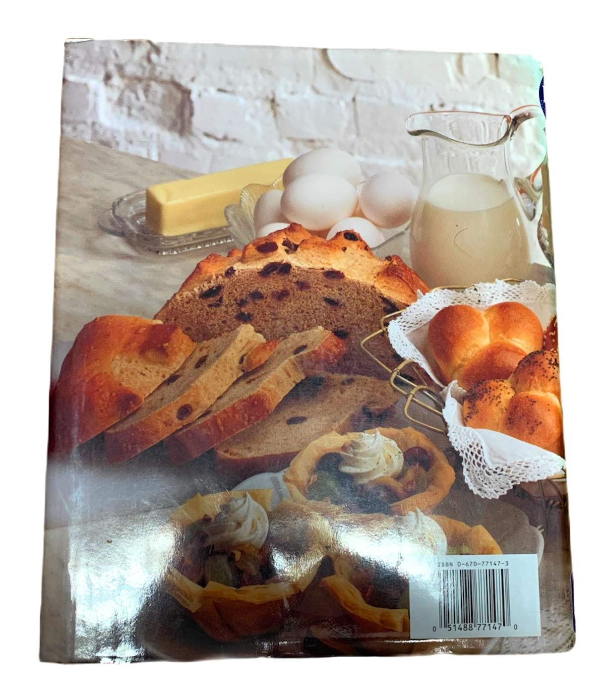 Pillsbury: The Complete Book of Baking by Editor