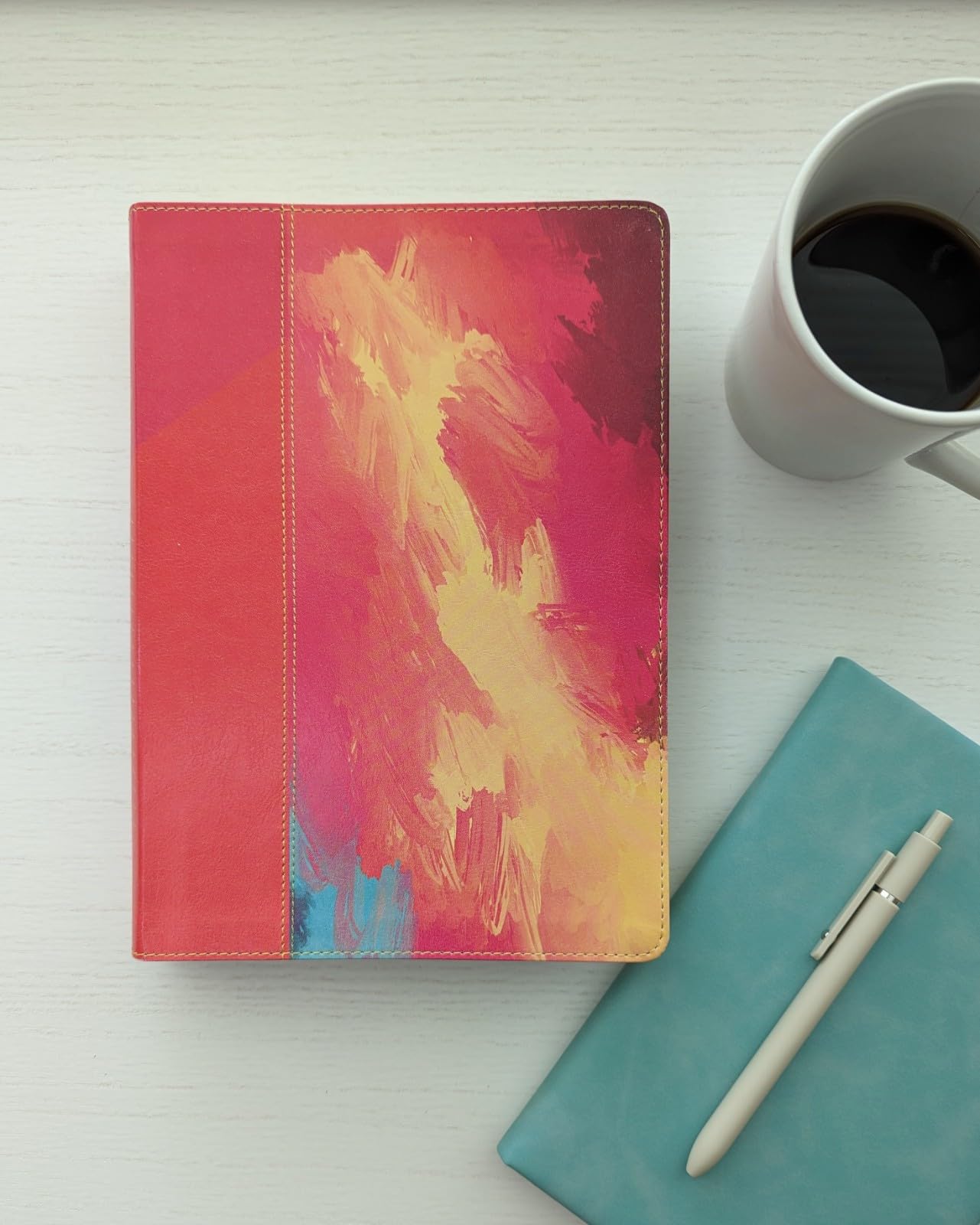 NLT Courage For Life Study Bible for Women, Filament Enabled (LeatherLike, Fierce Pink)