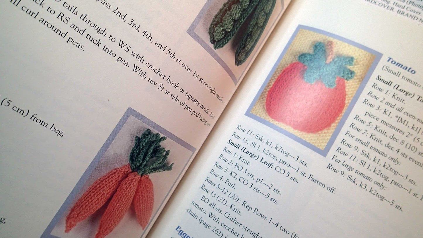 Nicky Epsteins Knitted Embellishments: 350 Appliques, Borders, Cords and More!