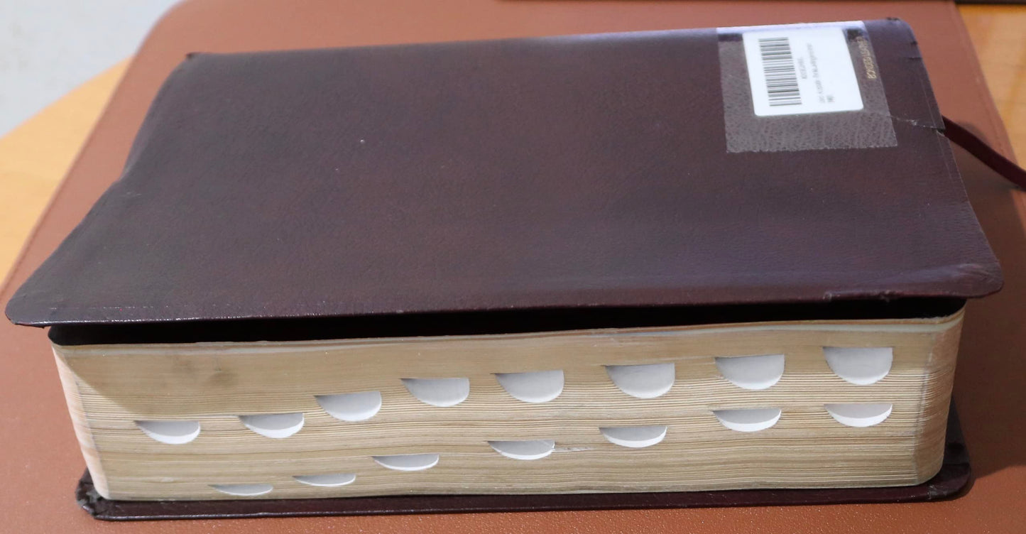 The MacArthur Study Bible NKJV by Miakarts Books