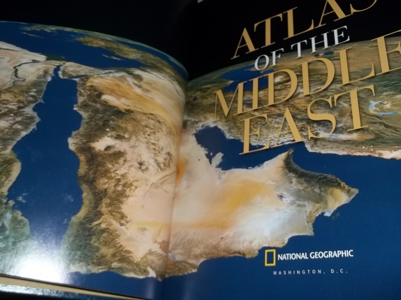 Atlas of the Middle East (Deluxe Edition)