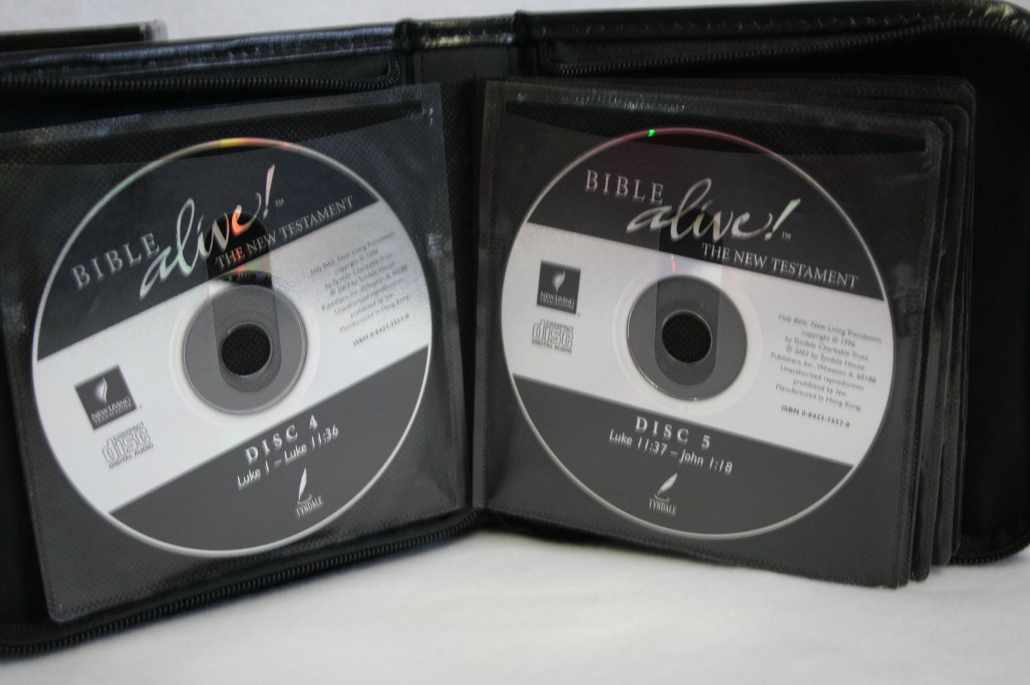 Bible Alive! Dramatized: New Living Translation New Testament (NLT Bibles)