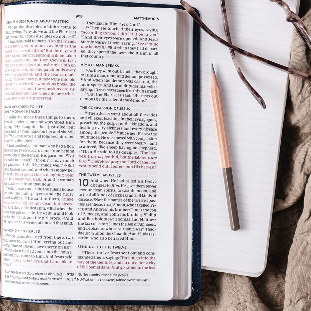 NKJV, Value Thinline Bible, Large Print, Leathersoft, Charco