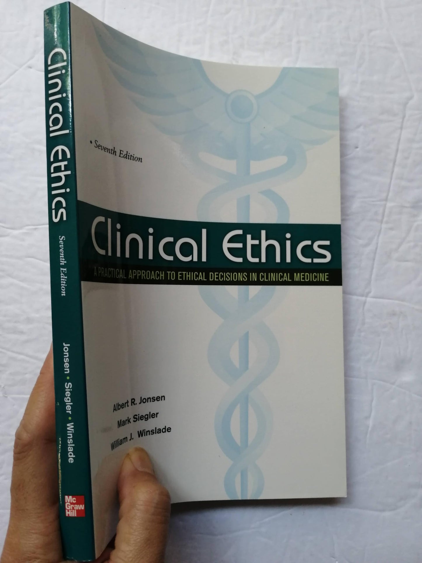 Clinical Ethics: A Practical Approach to Ethical Decisions in Clinical Medicine, Seventh Edition (LANGE Clinical Science)