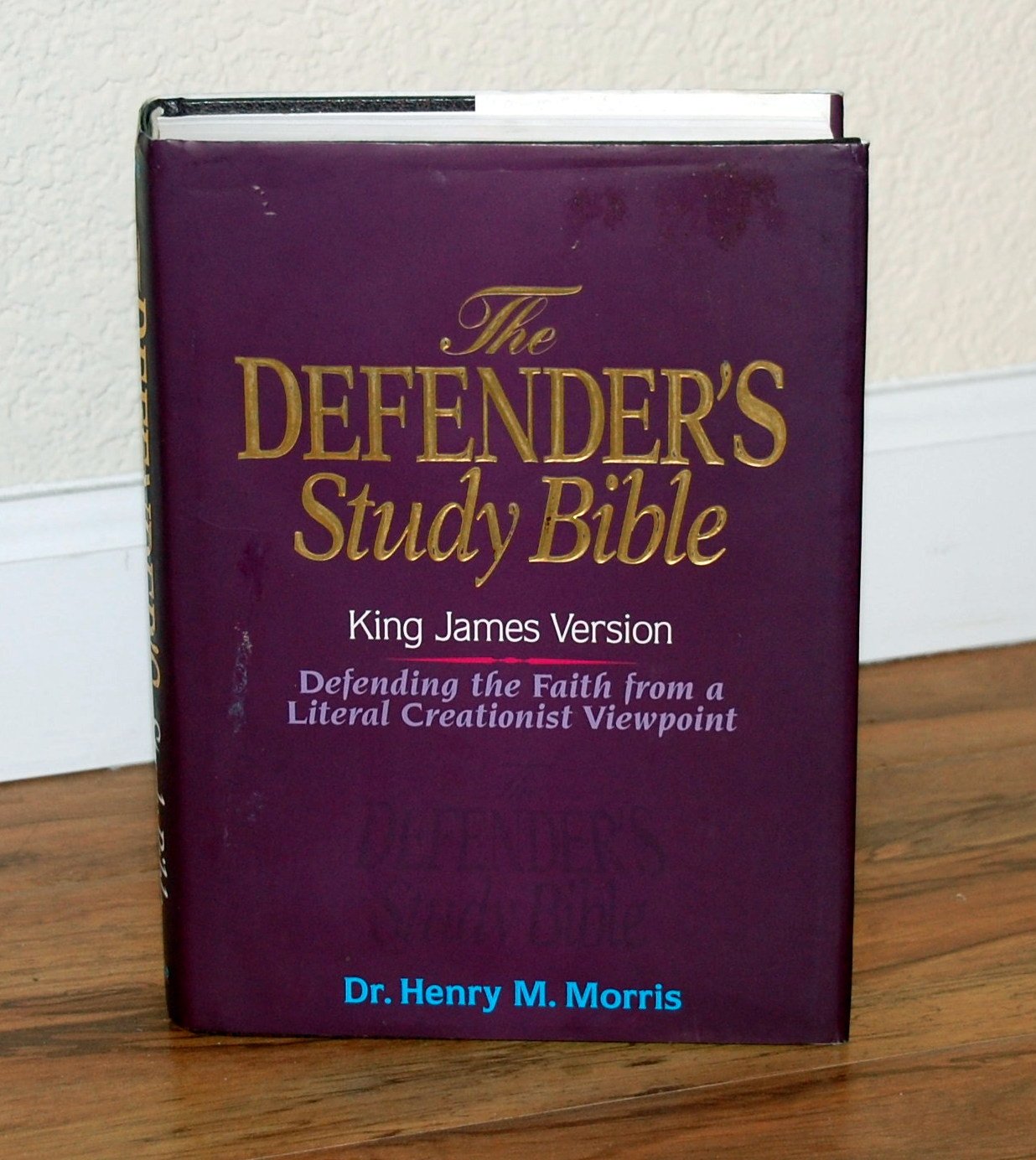 The Defender's Study Bible King James Version by Morris
