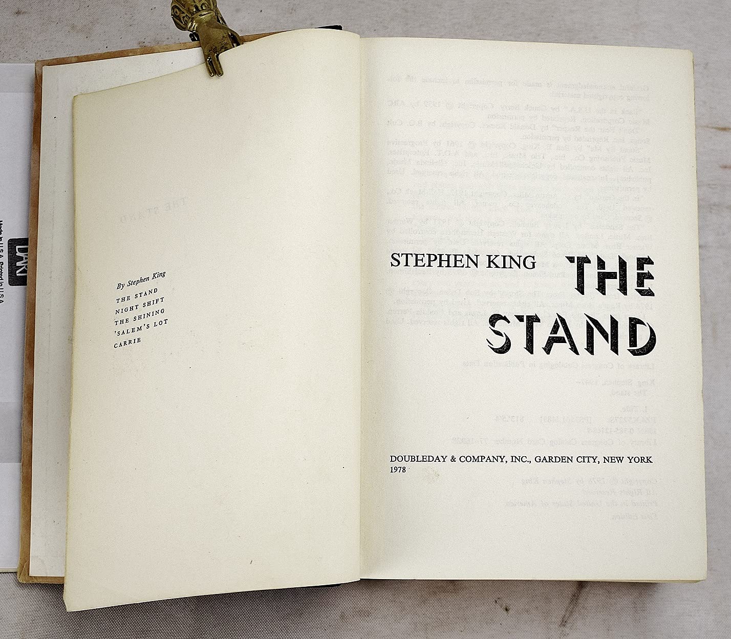 The Stand by Stephen King (Paperback)