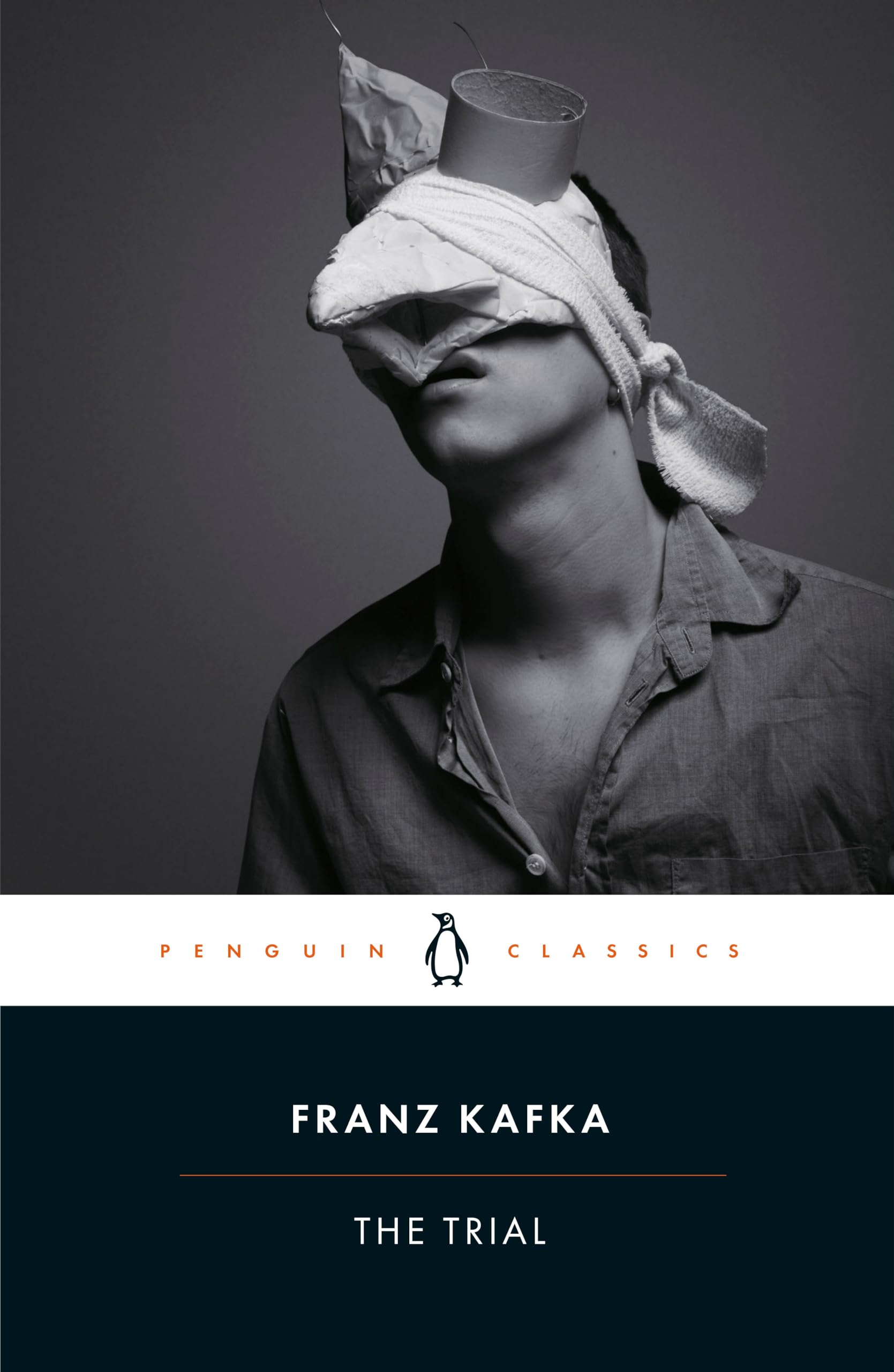 The Trial (Penguin Modern Classics)