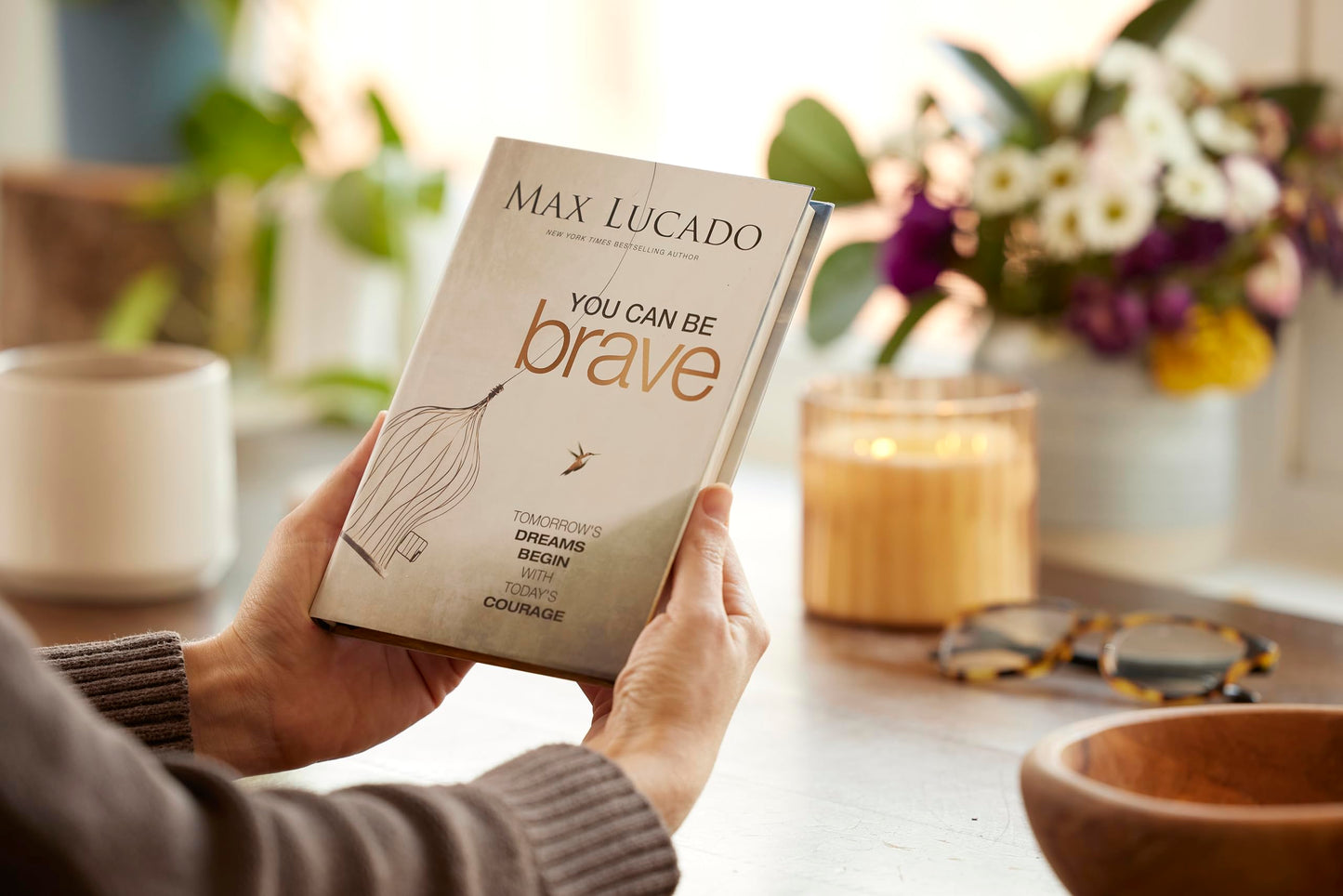 You Can Be Brave: Tomorrows Dream Begins with Todays Courage - The Perfect Christian Graduation Gift to Celebrate Your Grad