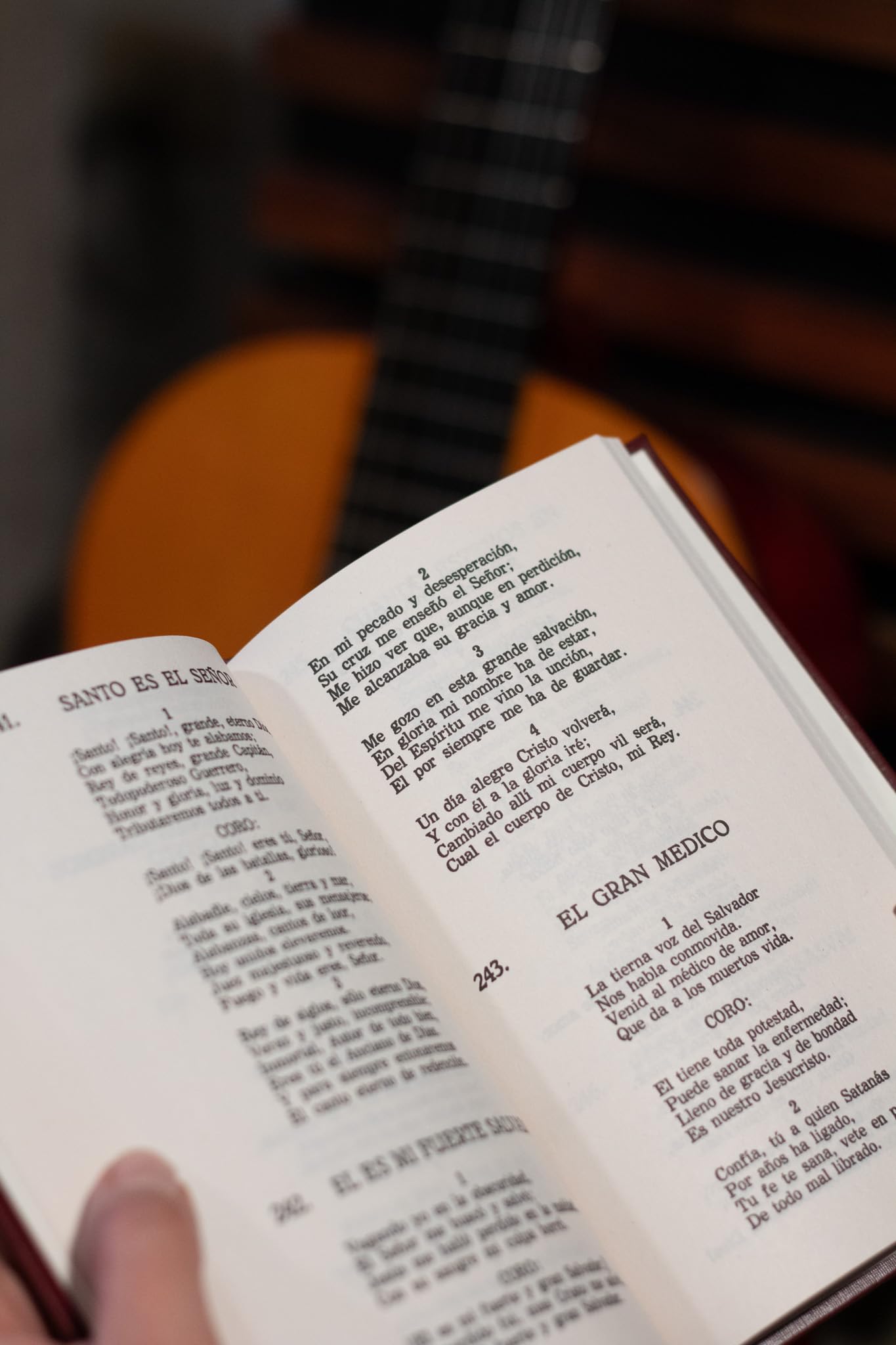 Himnos de Gloria y Triunfo.
