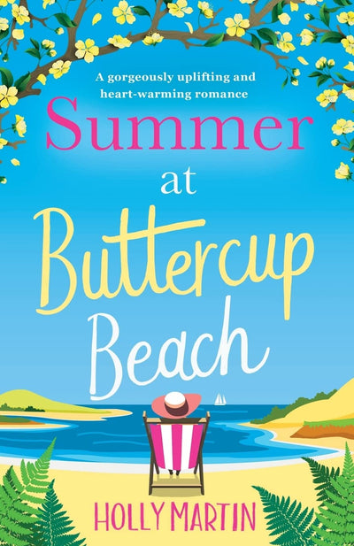 Summer at Buttercup Beach: A gorgeously uplifting and heartwarming romance (Hope Island)