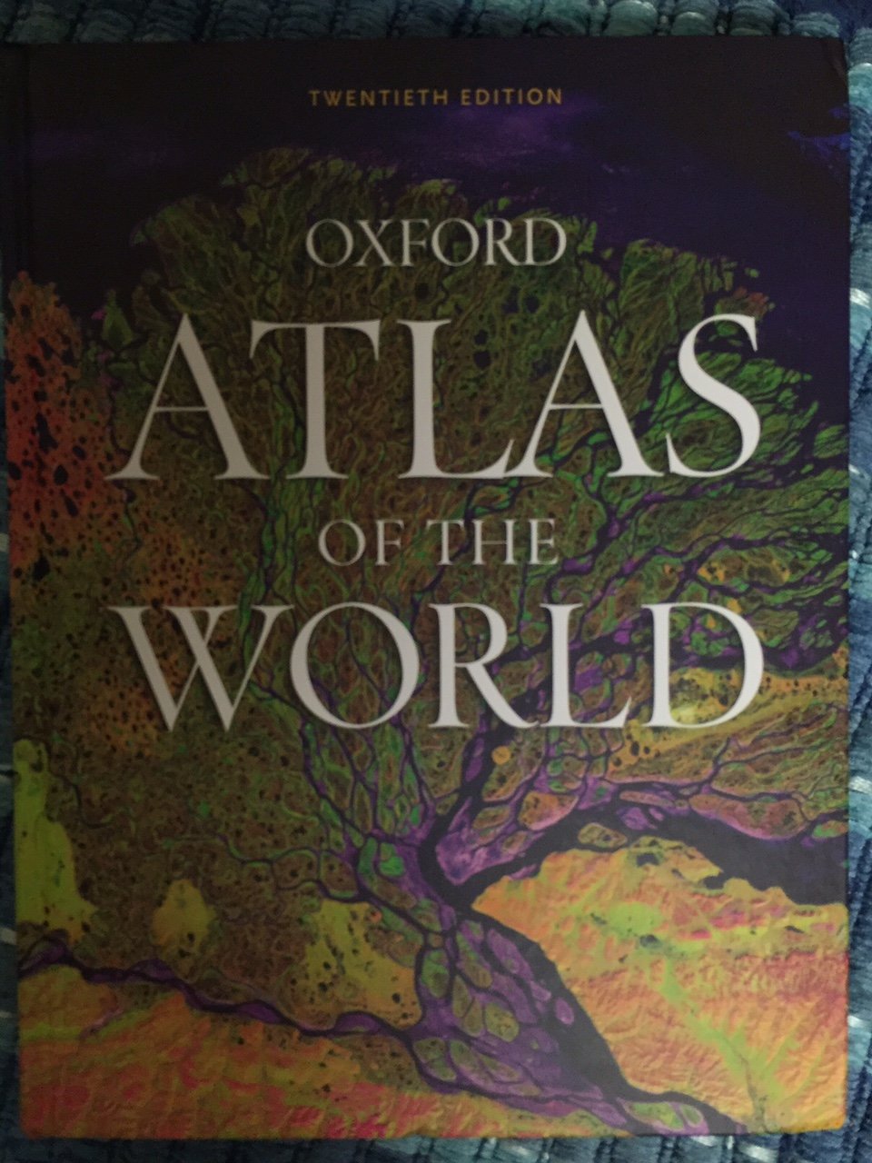Atlas of the World by Oxford University Press