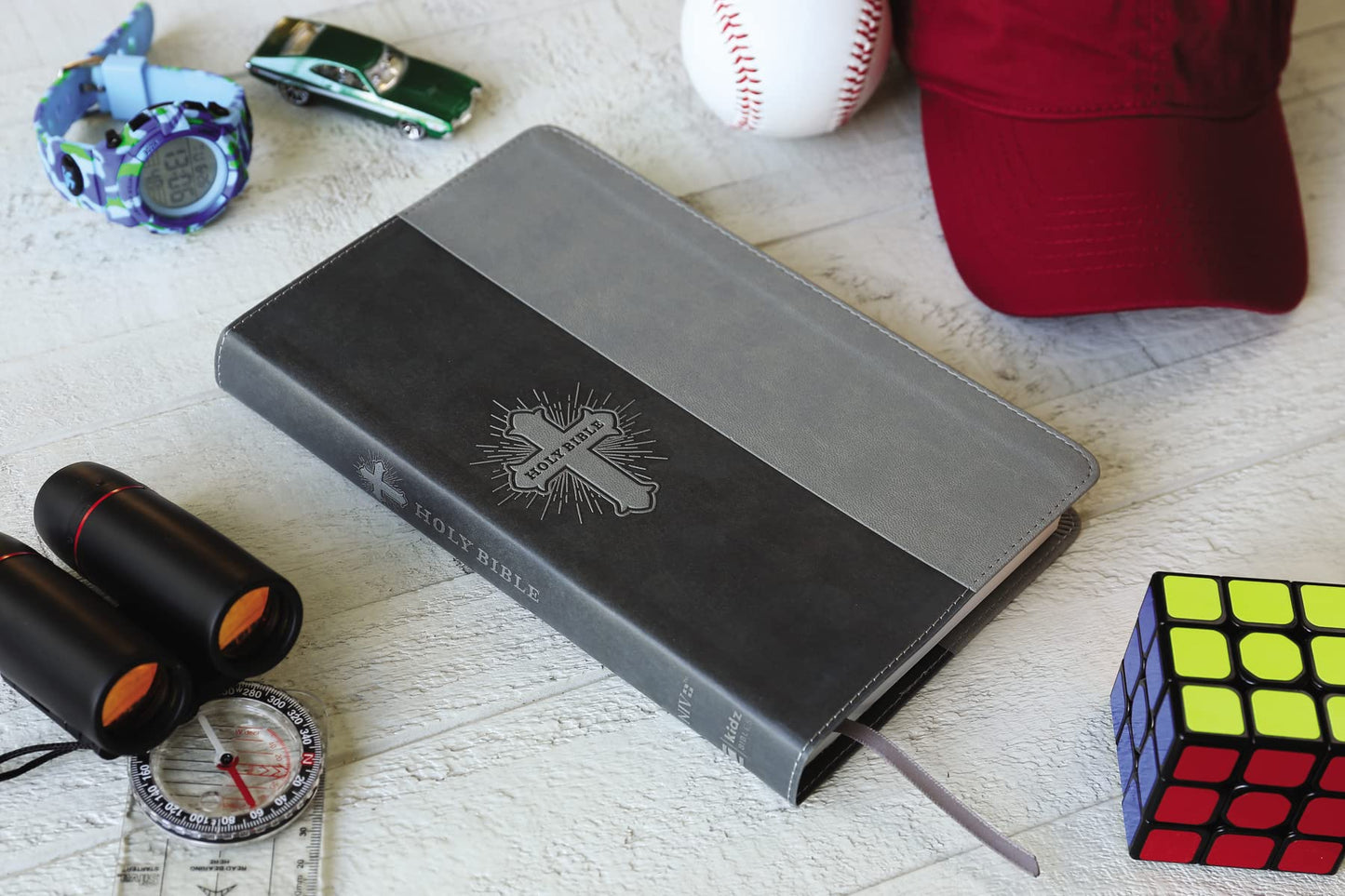 NIV, Bible for Kids, Leathersoft, Gray, Red Letter, Comfort Print: Thinline Edition