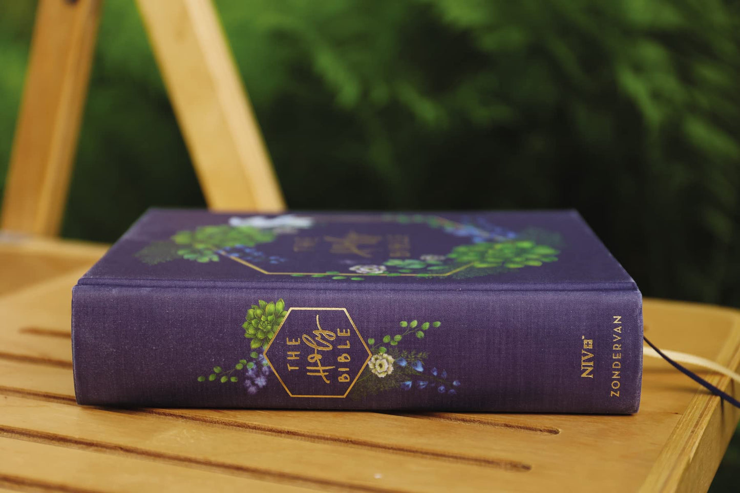 NIV, Artisan Collection Bible, Womens Bible with Journaling