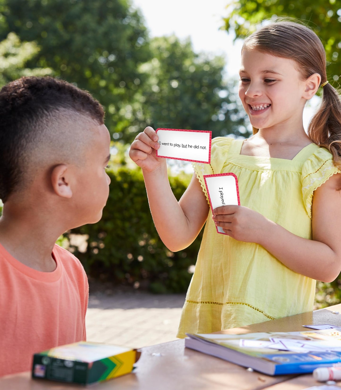 Carson Dellosa 102 Basic Sight Words Flash Cards Kindergarten, Flashcards for Kids Ages 6 and Up, Kindergarten Phonics and Vocabulary Learning Resources