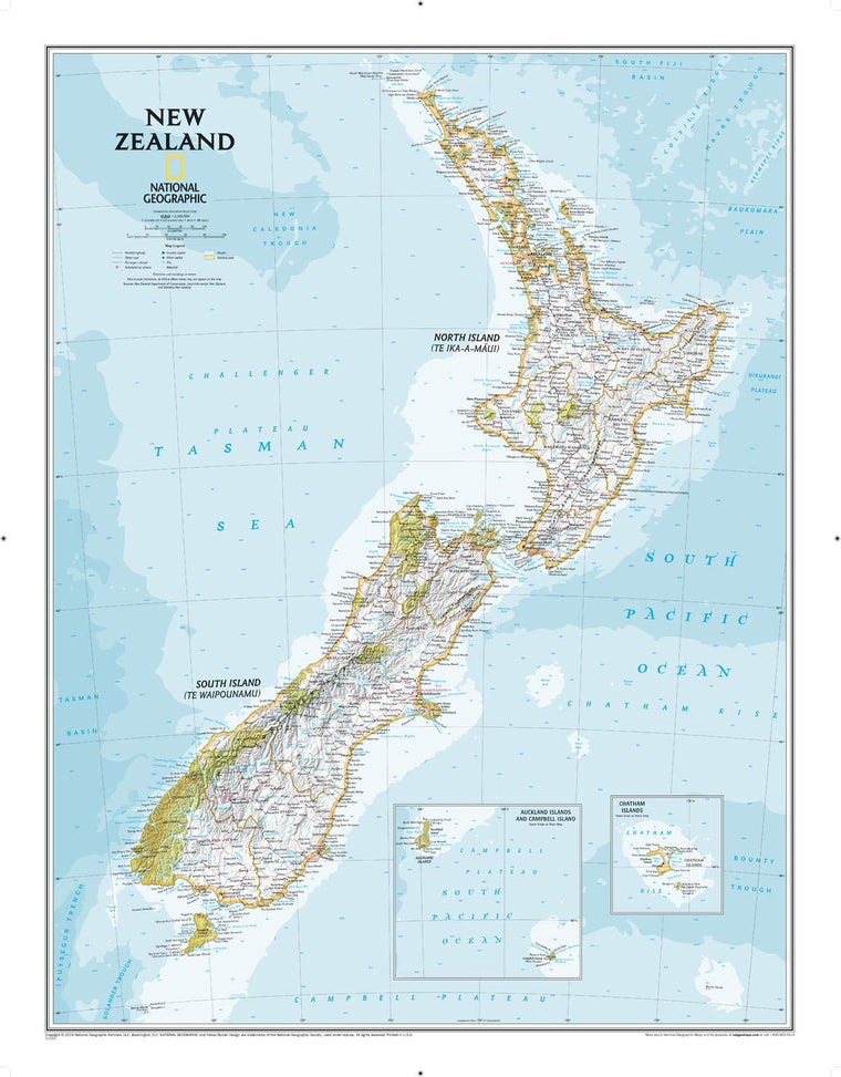 National Geographic New Zealand Wall Map - Classic (23.5 x 30.25 in) (National Geographic Reference Map)