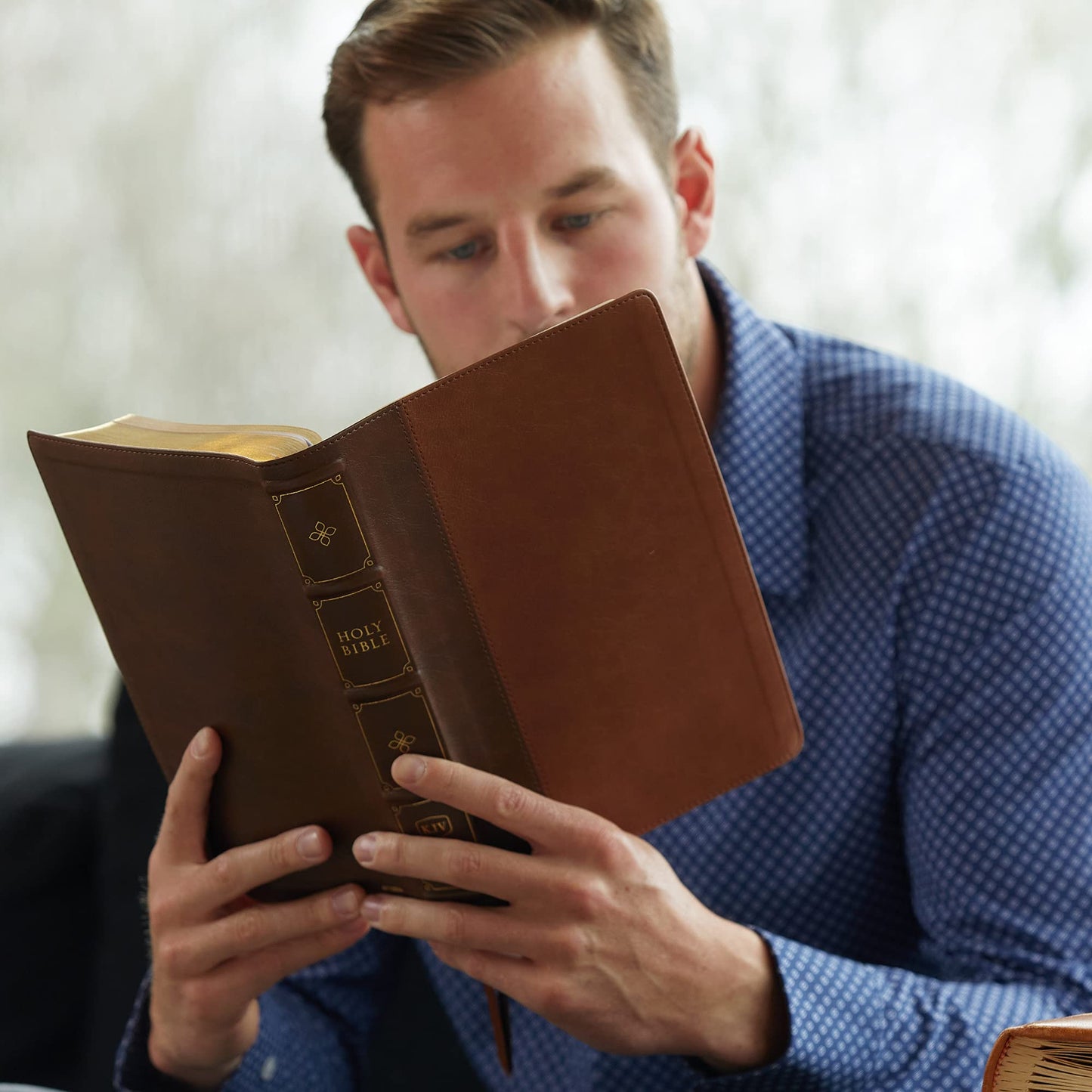 NKJV, Large Print Verse-by-Verse Reference Bible, Maclaren Series, Leathersoft, Brown, Comfort Print: Holy Bible, New King James Version