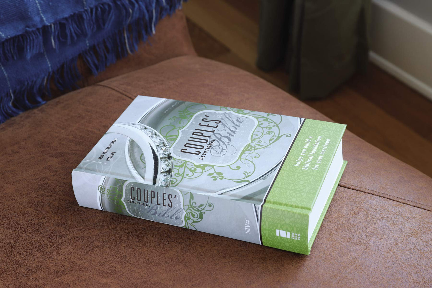 NIV Couples' Devotional Bible Hardcover by Zondervan