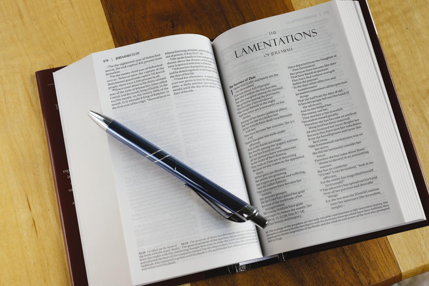 Amplified Holy Bible, Compact, Hardcover: Captures the Full Meaning Behind the Original Greek and Hebrew