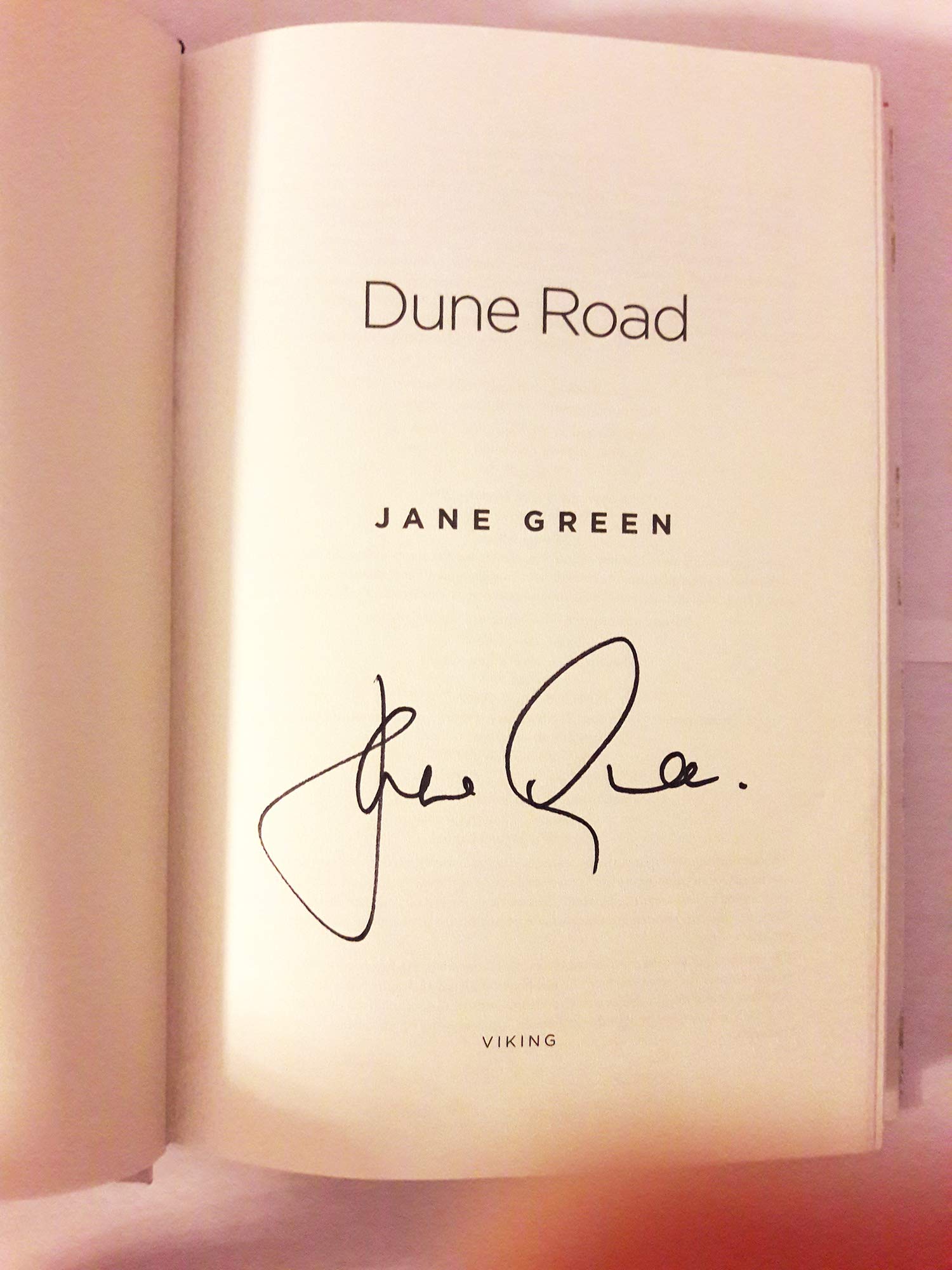 Dune Road: A Novel