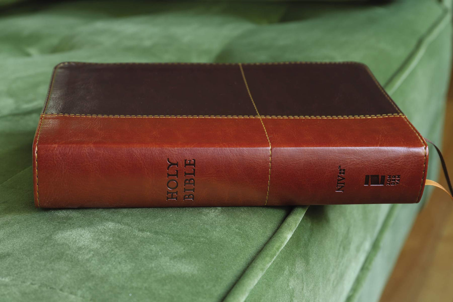 NIV, Personal Size Reference Bible, Large Print, Leathersoft