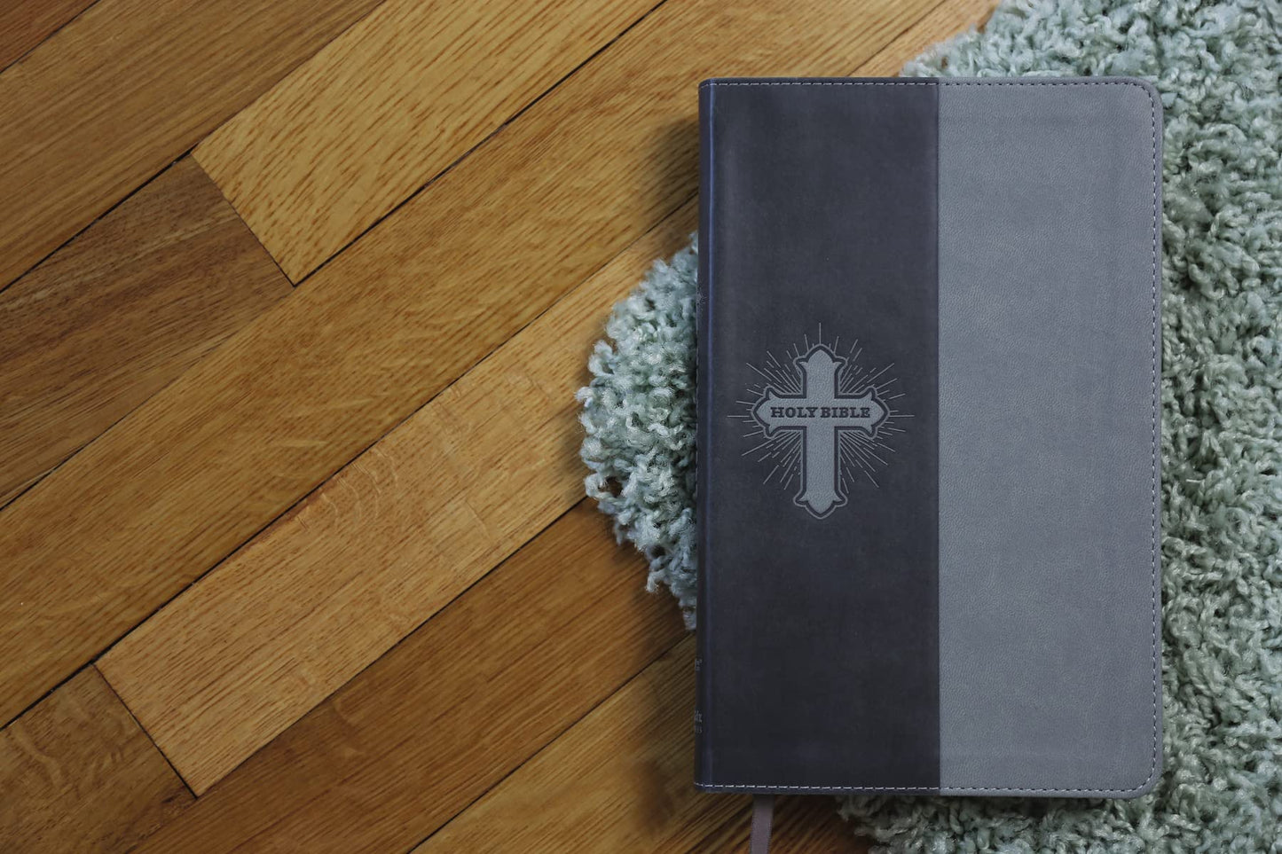 NIV, Bible for Kids, Leathersoft, Gray, Red Letter, Comfort Print: Thinline Edition