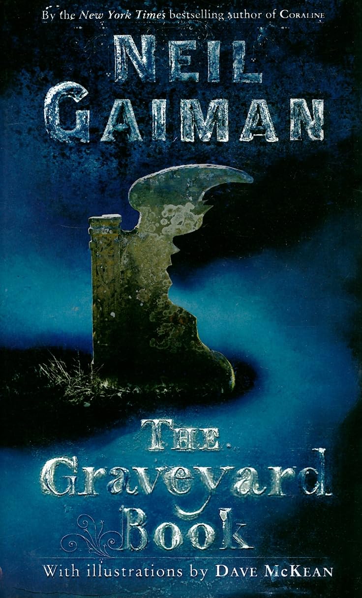The Graveyard Book (Thorndike Press Large Print Literacy Bridge Series)