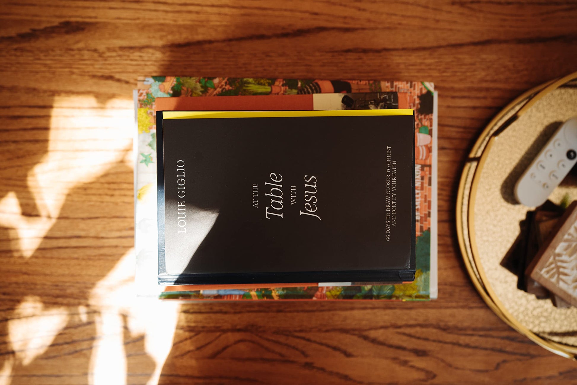 At the Table with Jesus: 66 Days to Draw Closer to Christ and Fortify Your Faith
