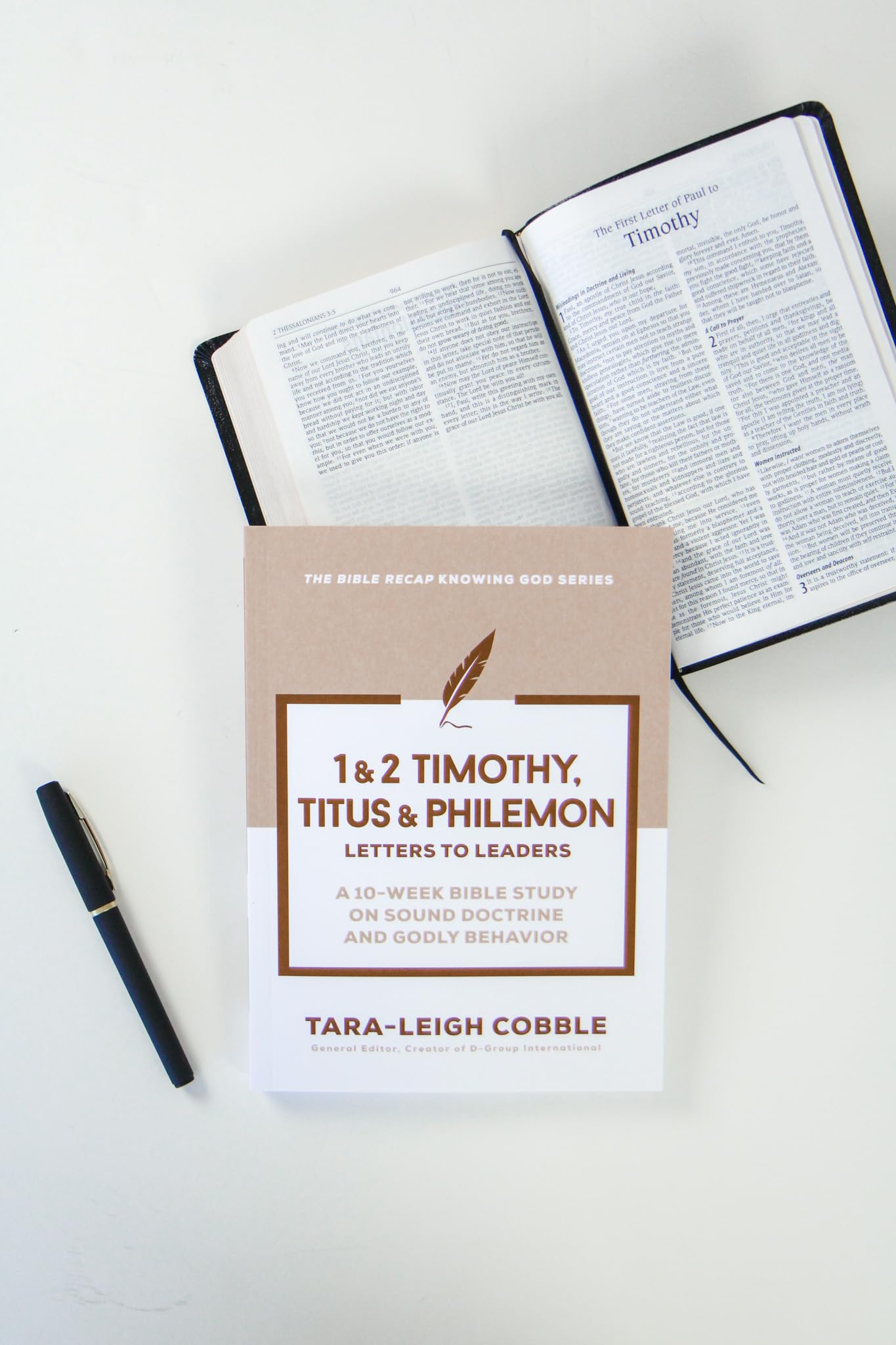 1 & 2 Timothy, Titus & Philemon: Letters to Leaders--a 10-Week Bible Study on Sound Doctrine and Godly Behavior (The Bible Recap Knowing God Series)