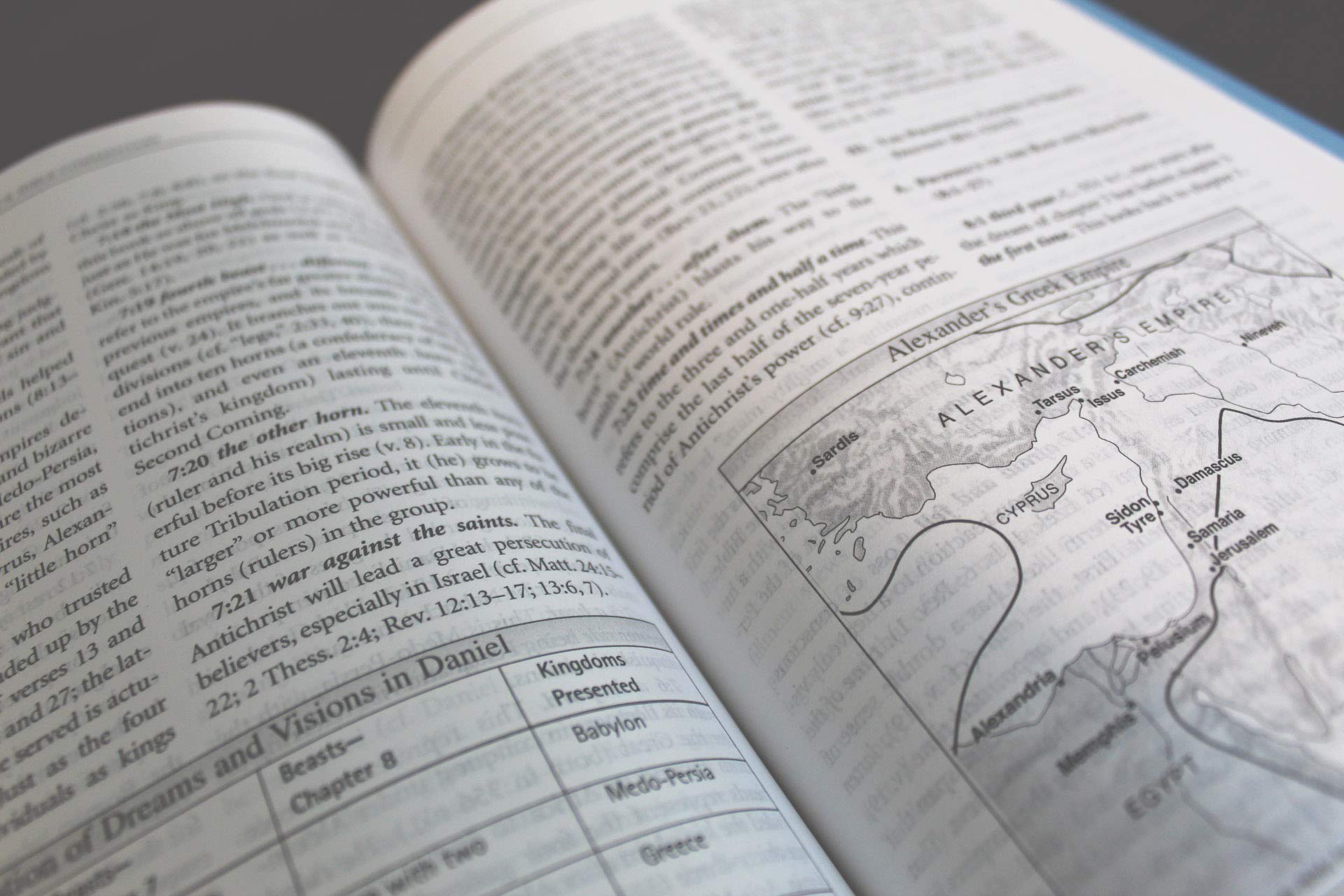 The MacArthur Bible Commentary: A Faithful, Focused Commentary on the Whole Bible