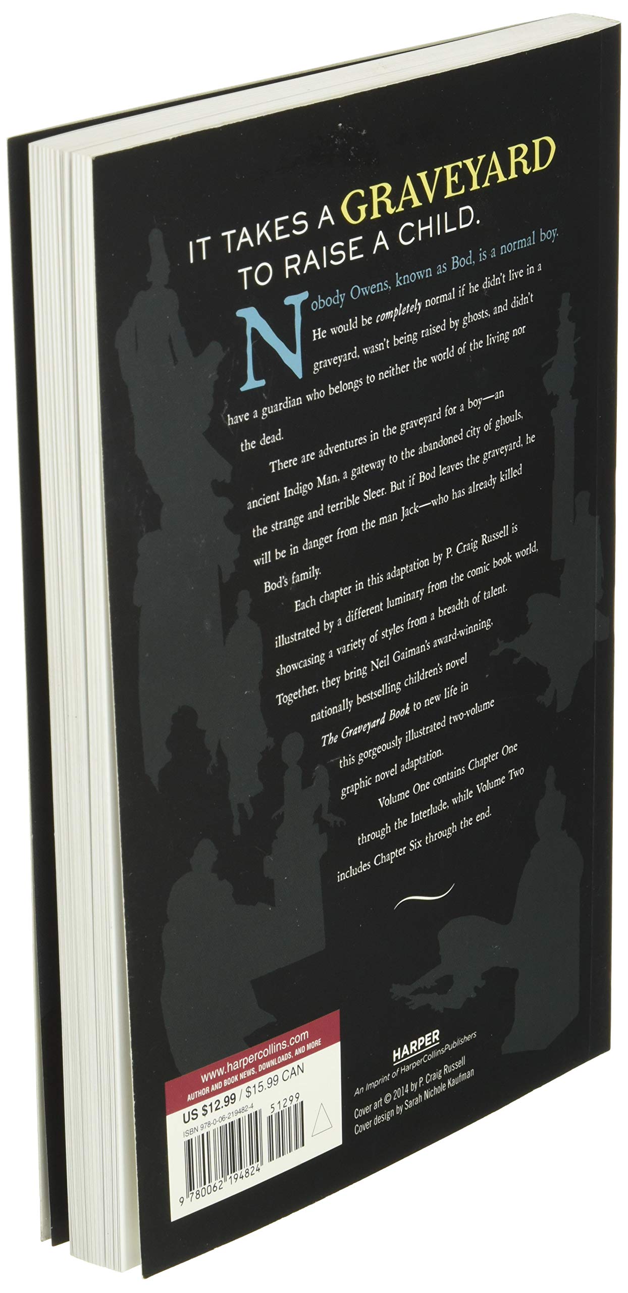 The Graveyard Book Graphic Novel: Volume 1