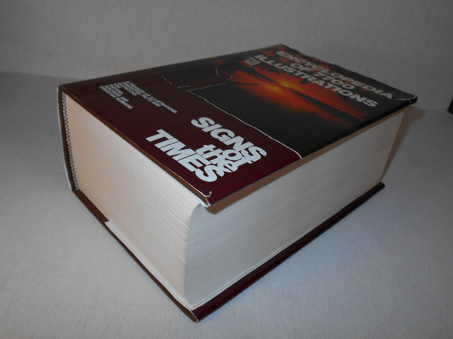 Encyclopedia of 7700 Illustrations: Signs of the Times by Pa