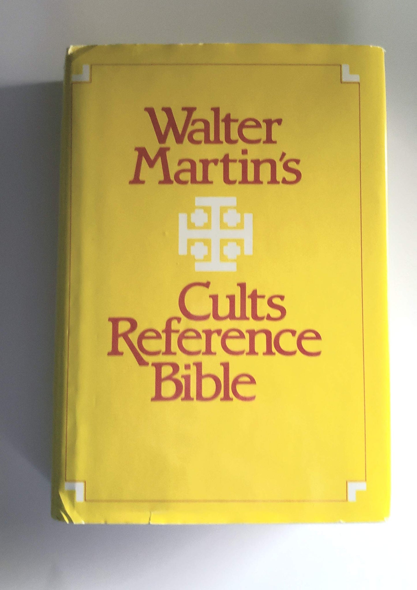 Walter Martins Cults Reference Bible: King James Version with Reference Notes, Topical Index, Bibliography, A Guide to the Major Cults