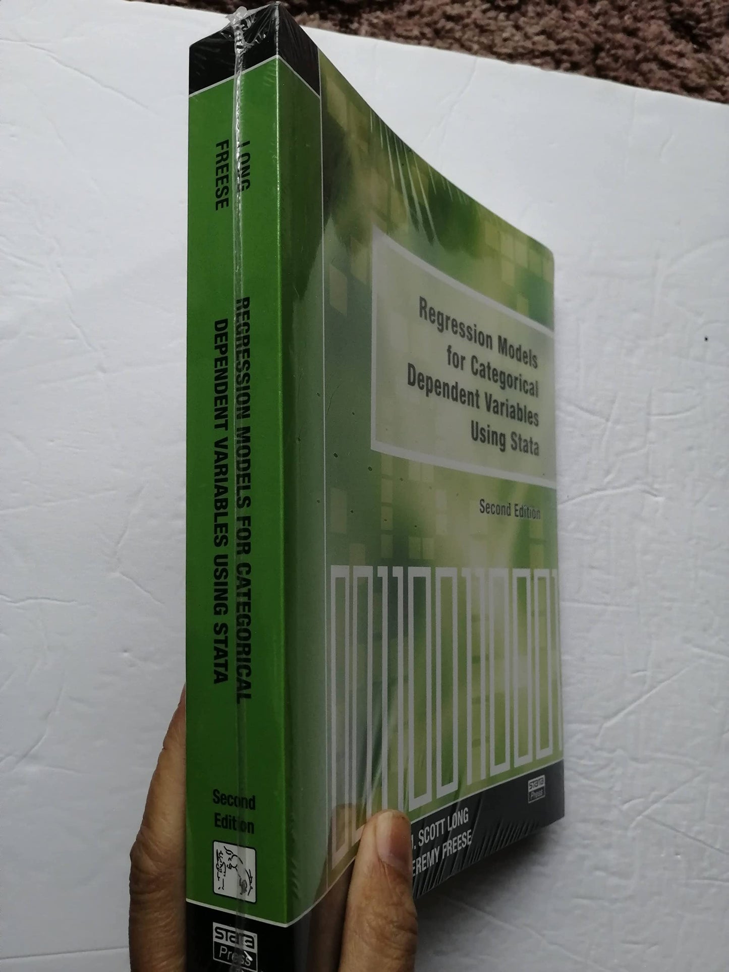 Regression Models for Categorical Dependent Variables Using Stata, Second Edition
