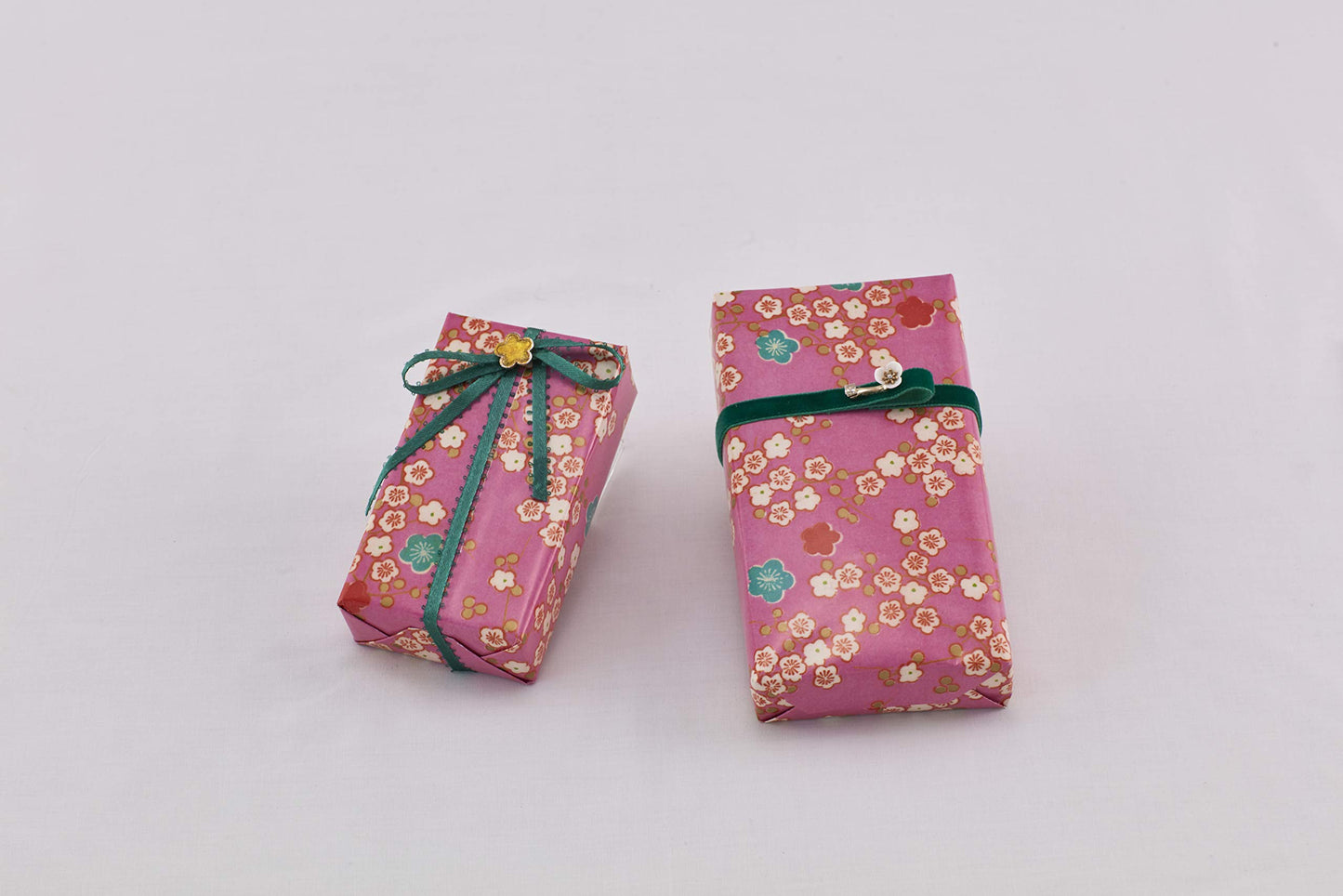 Japanese Washi Gift Wrapping Papers - 12 Sheets: 18 x 24 inch (45 x 61 cm) Wrapping Paper