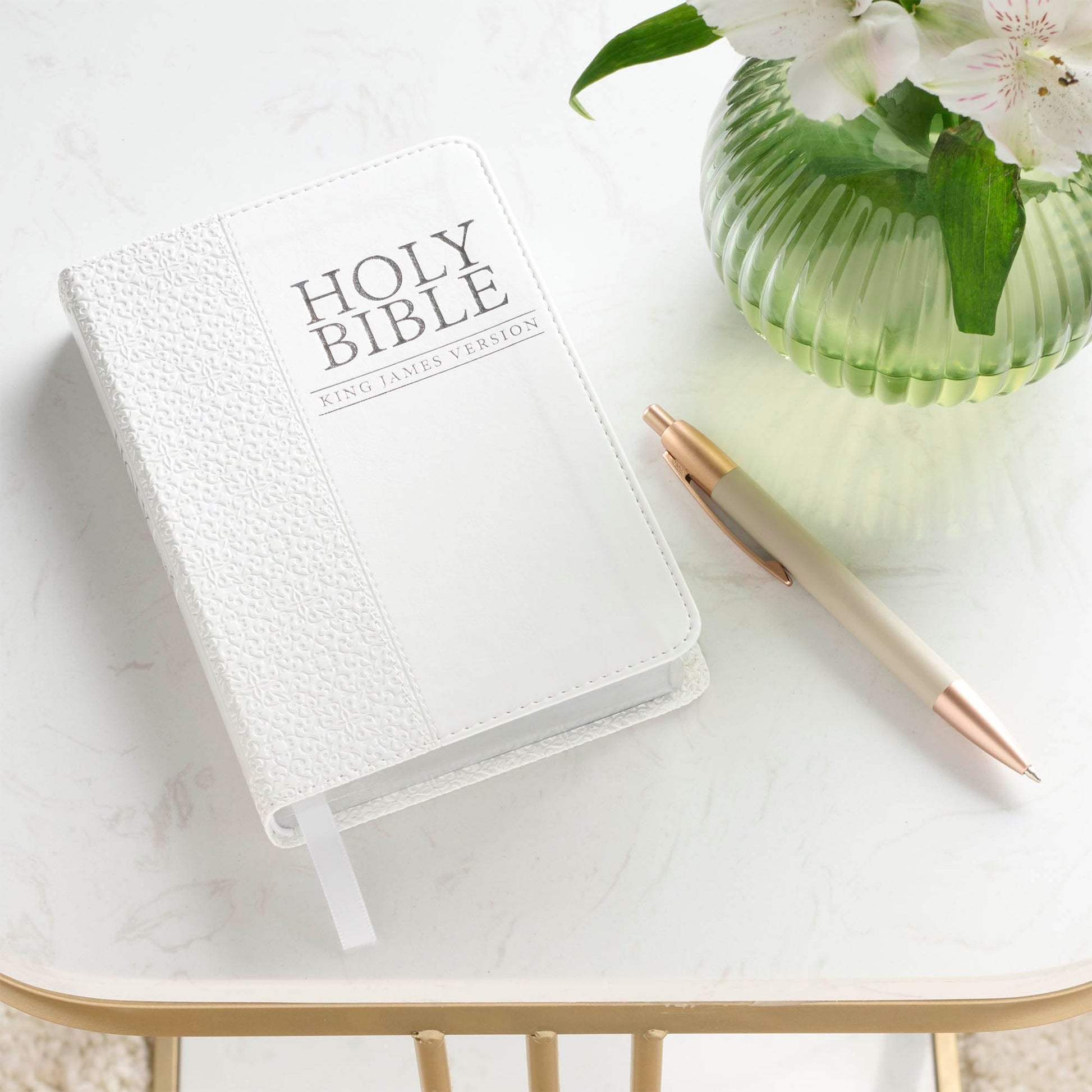 KJV Holy Bible, Compact Faux Leather Red Letter Edition - Ribbon Marker, King James Version, White (KJV Compact Editions)