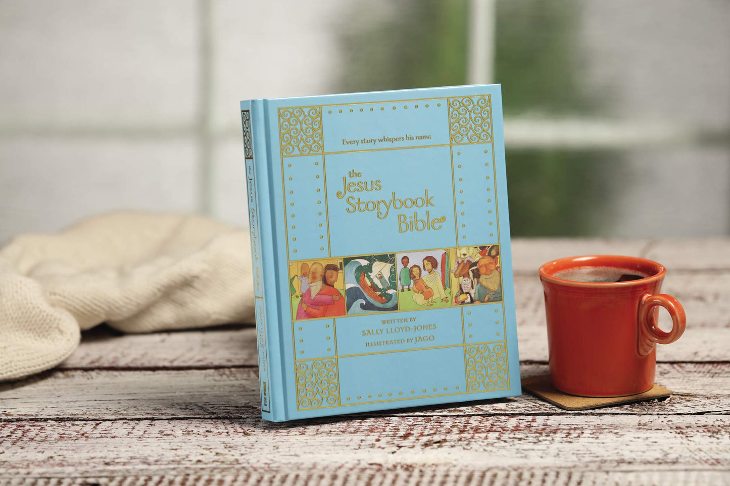 The Jesus Storybook Bible Gift Edition: Every Story Whispers His Name (The Story of Gods Great Love)