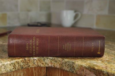 NRSV, Cultural Backgrounds Study Bible, Hardcover, Comfort P